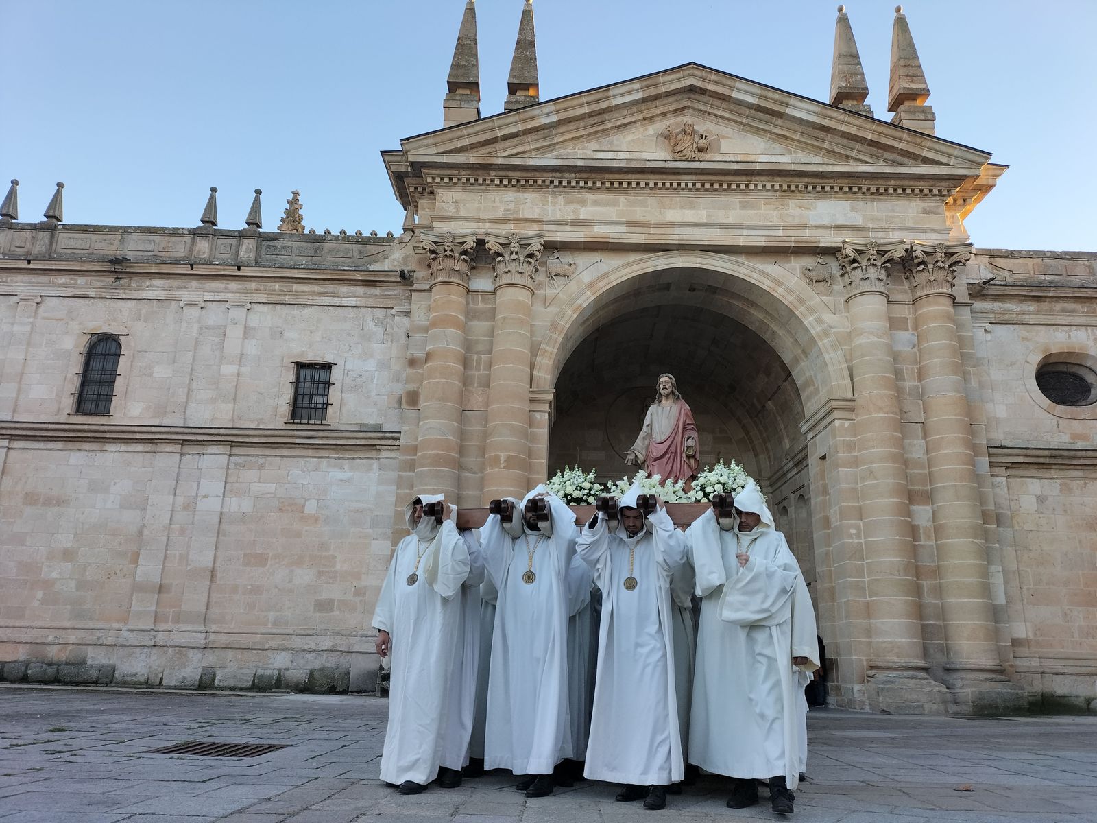 hermandad-penitencial-de-nuestro-senor-jesus-de-luz-y-vida-57