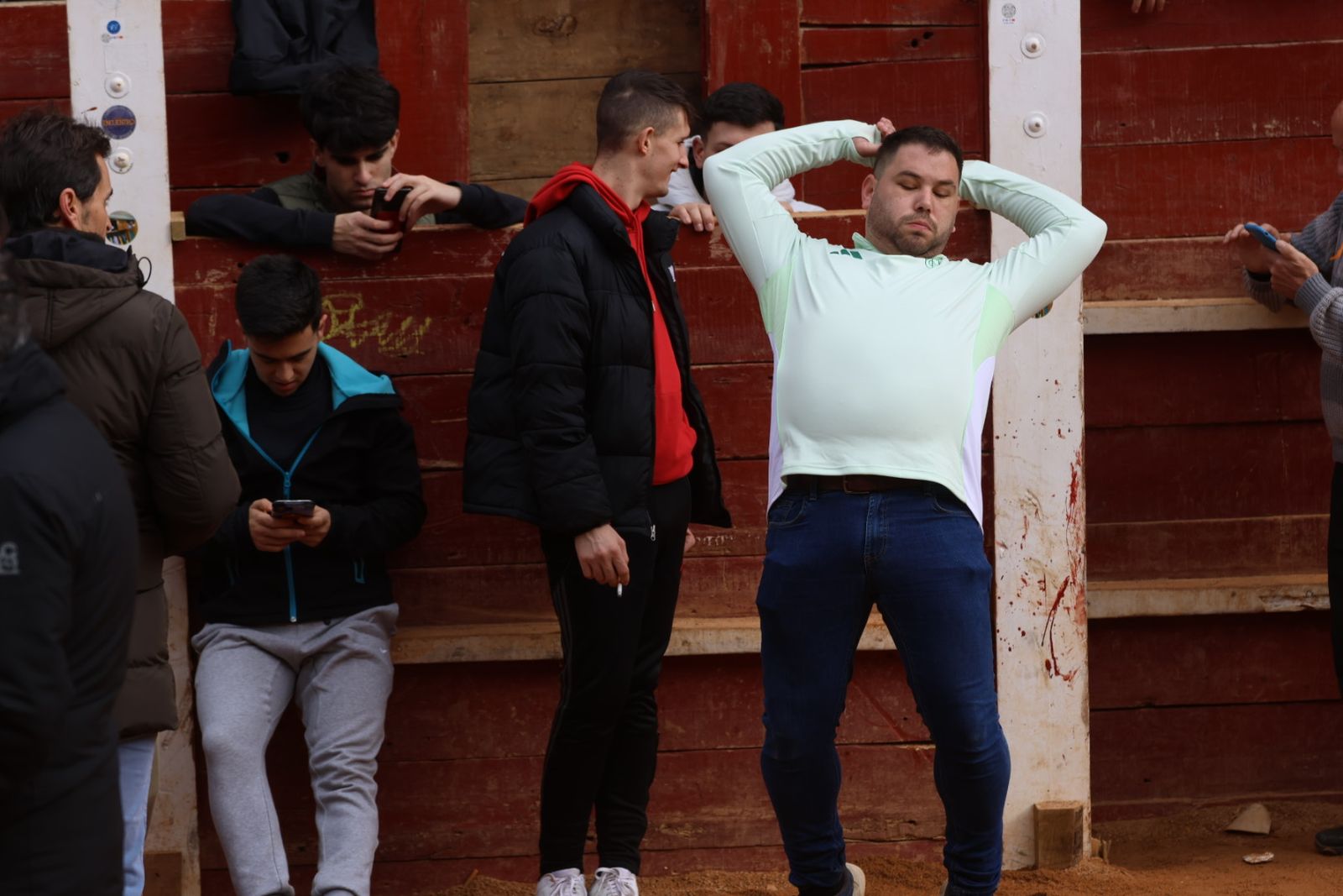 Mañana de capea de lunes en el Carnaval del Toro 2026