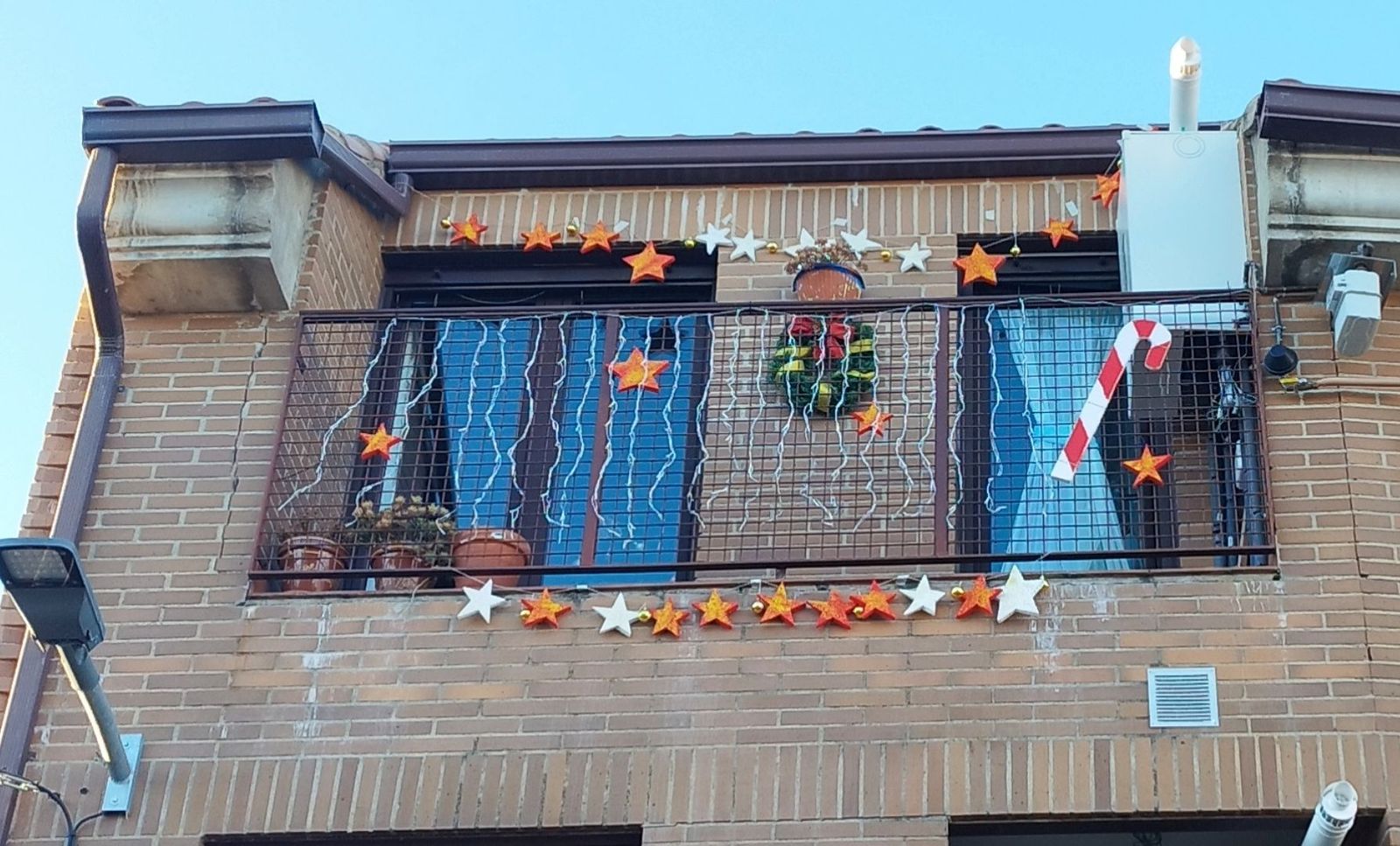 i-g-m-decoracion-navidena-situada-en-una-vivienda-en-aldeatejada-1