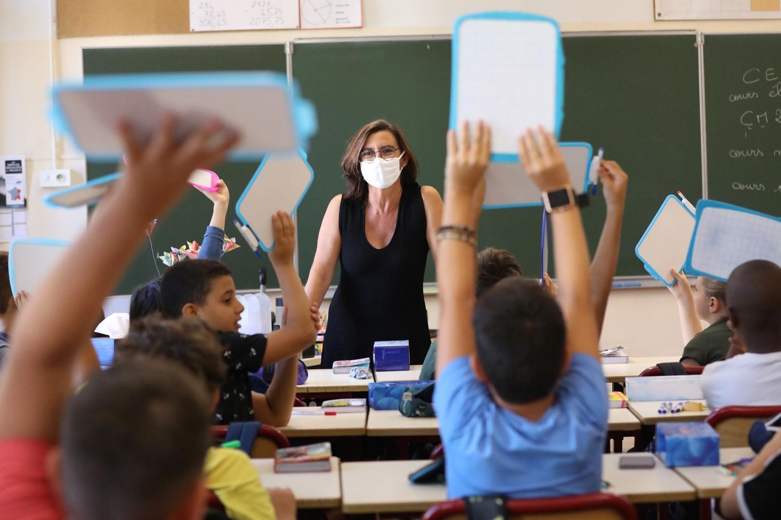 Niños en un aula | EP