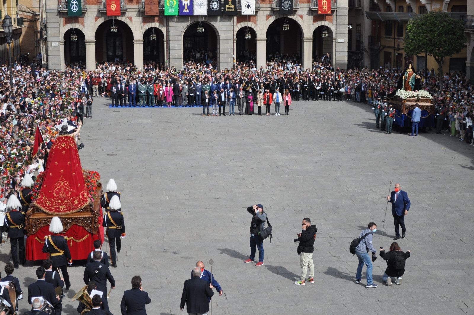 Cofradía de la Resurrección 2022. Foto Verónica Muriel (1)