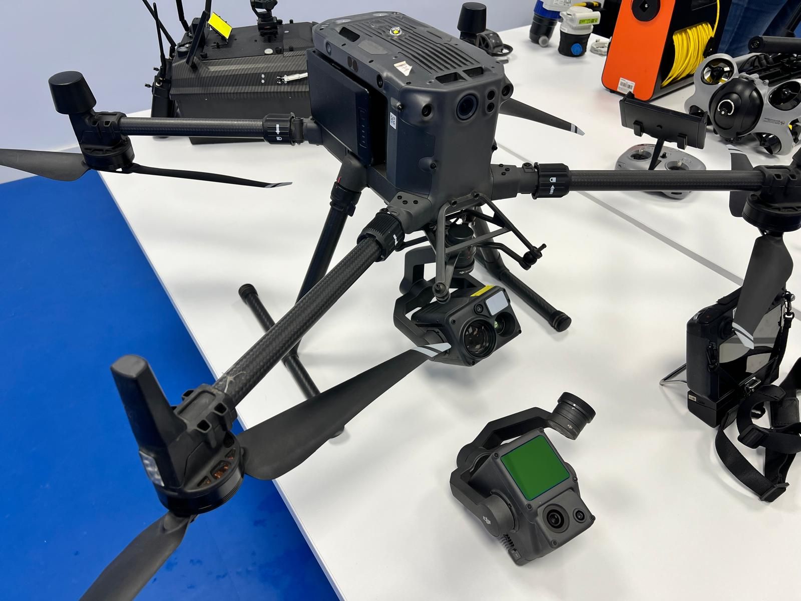 Equipo de drones y presentació de las innovaciones tecnológicas en el abastecimiento de agua de Salamanca