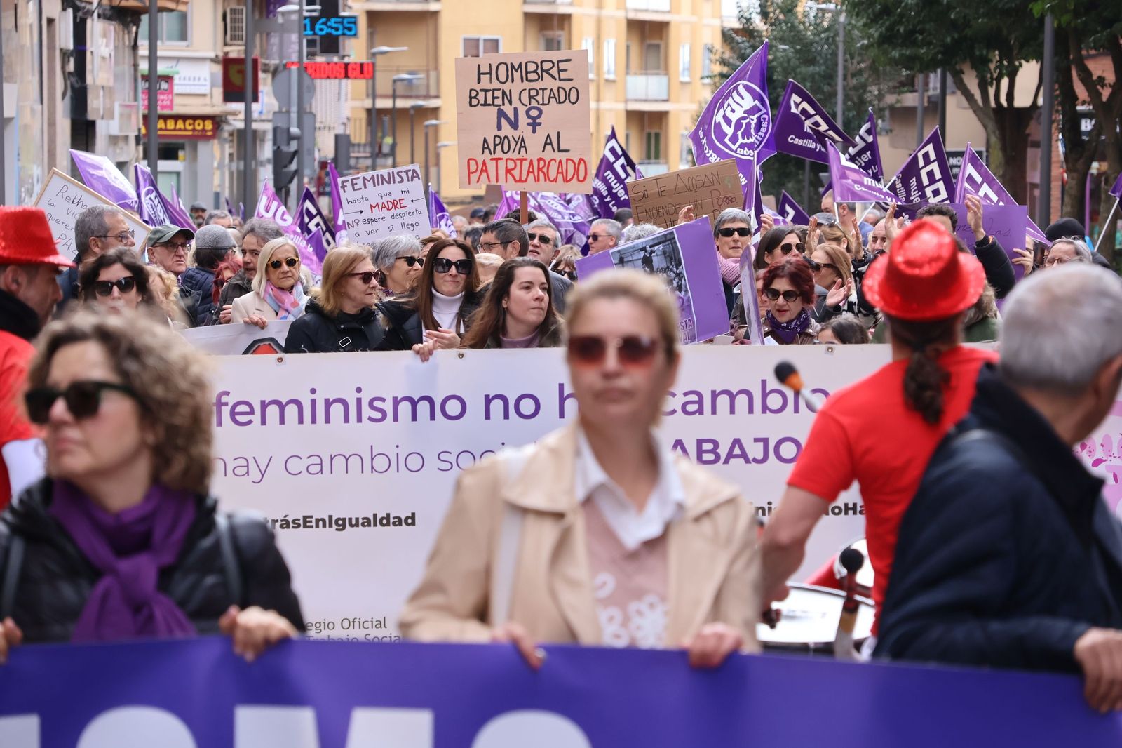 GALERÍA | La manifestación del 8M por las calles de Zamora, en imágenes