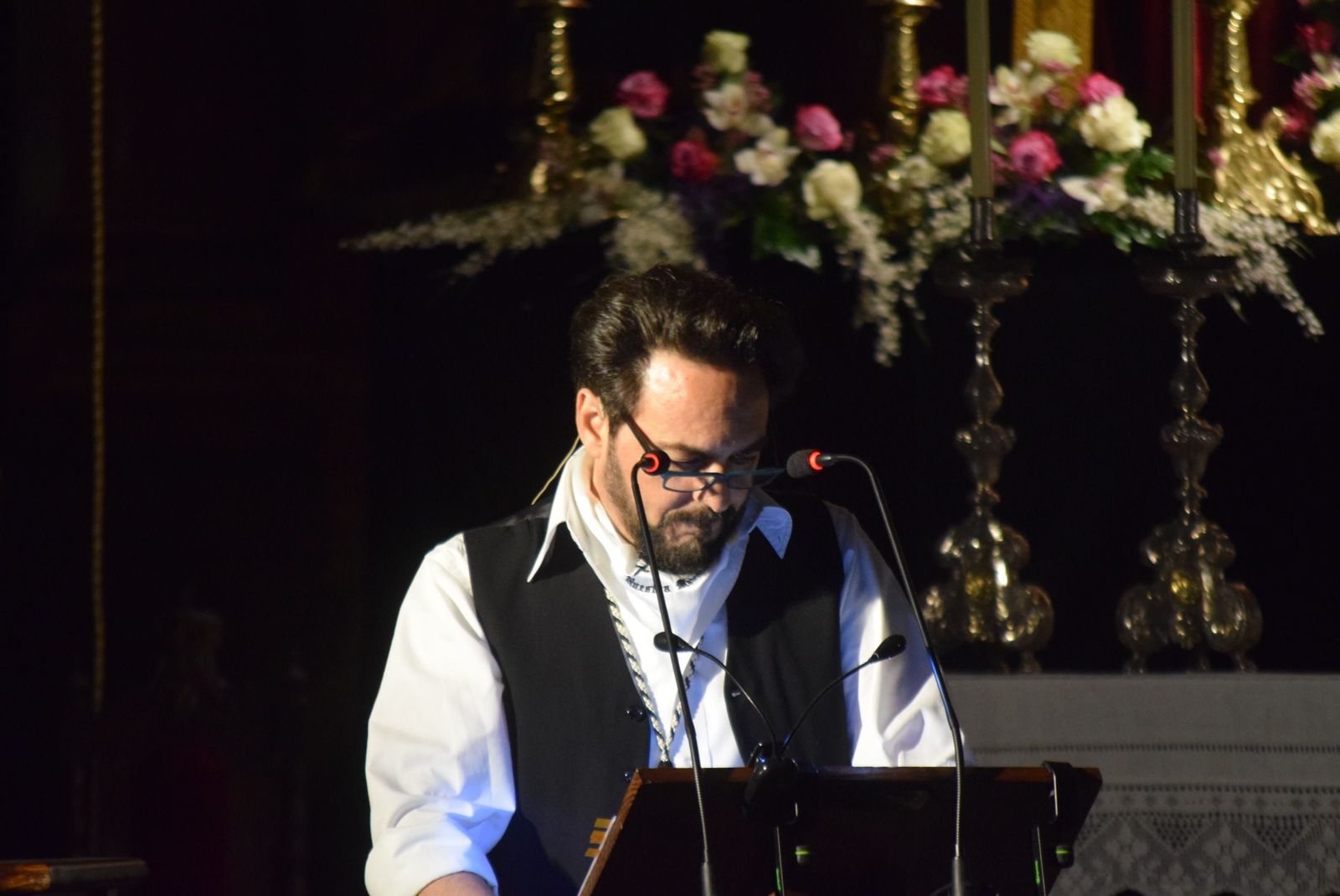 Antonio Crespo en el Pregón de las Angustias