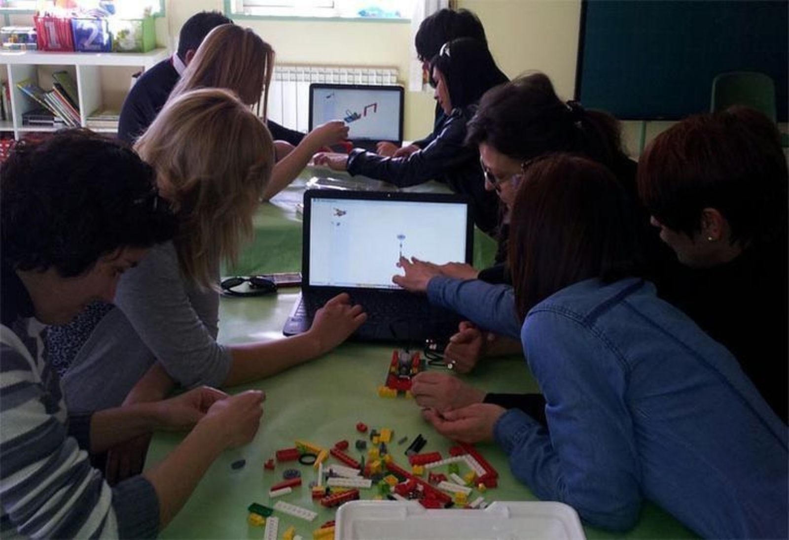 El Colegio María Inmaculada utiliza la robótica como apoyo al aprendizaje