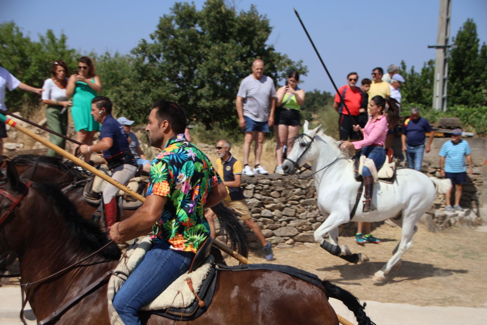 Lumbrales encierro a caballo