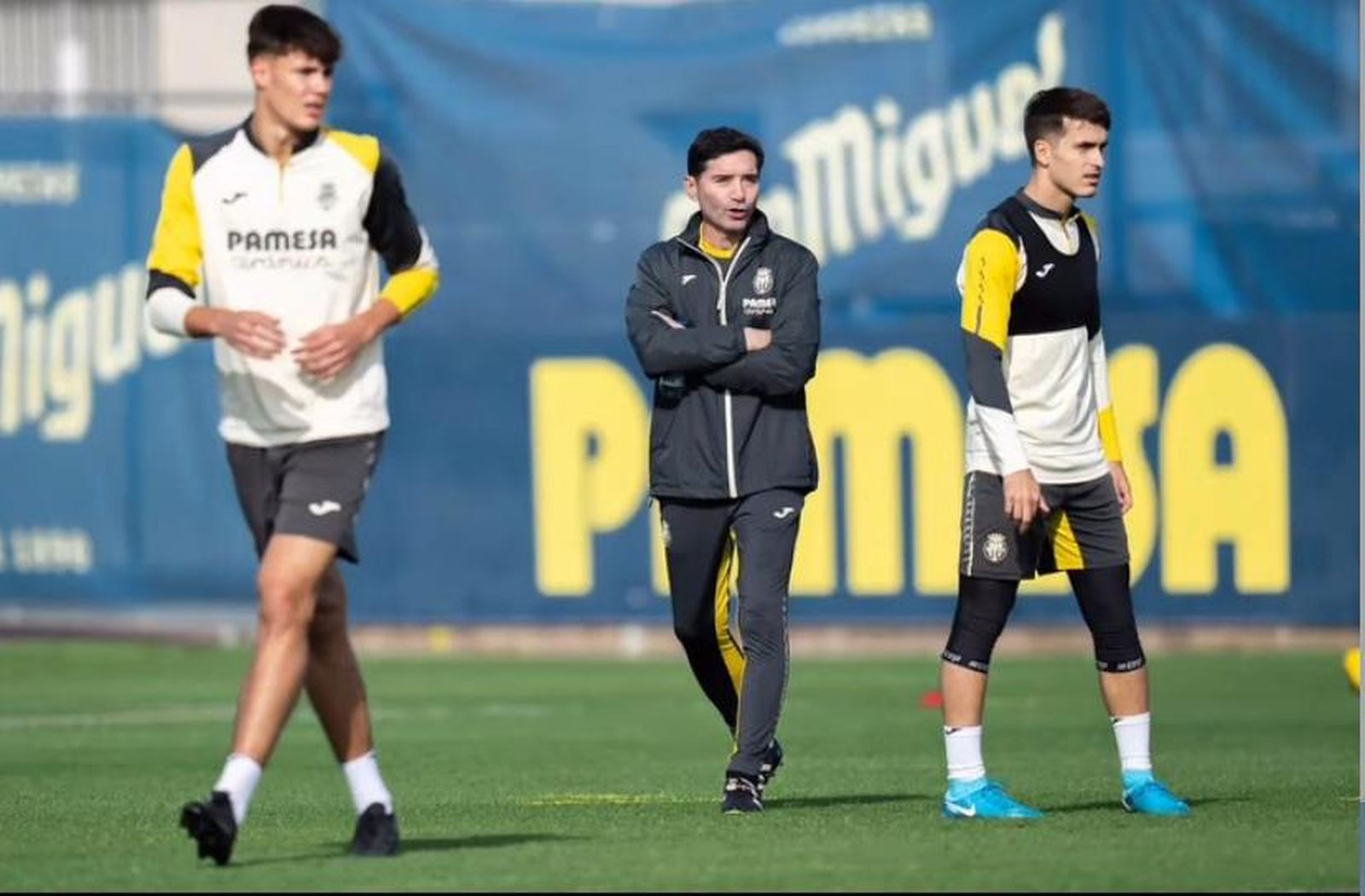 Mario Bustos, en un entrenamiento con el Villarreal CF | FOTO VILLARREAL CF