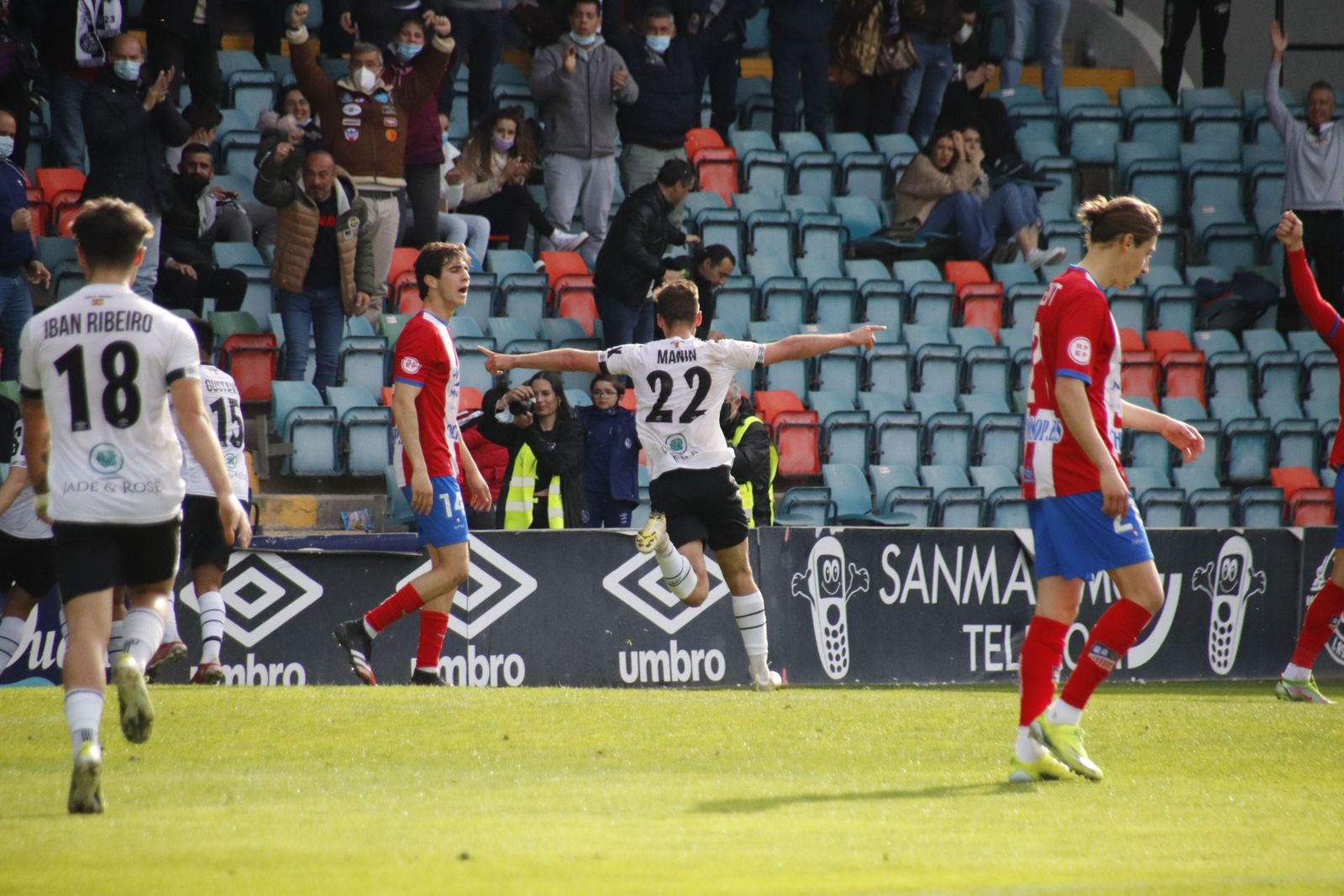 20220327171949-mg-8100