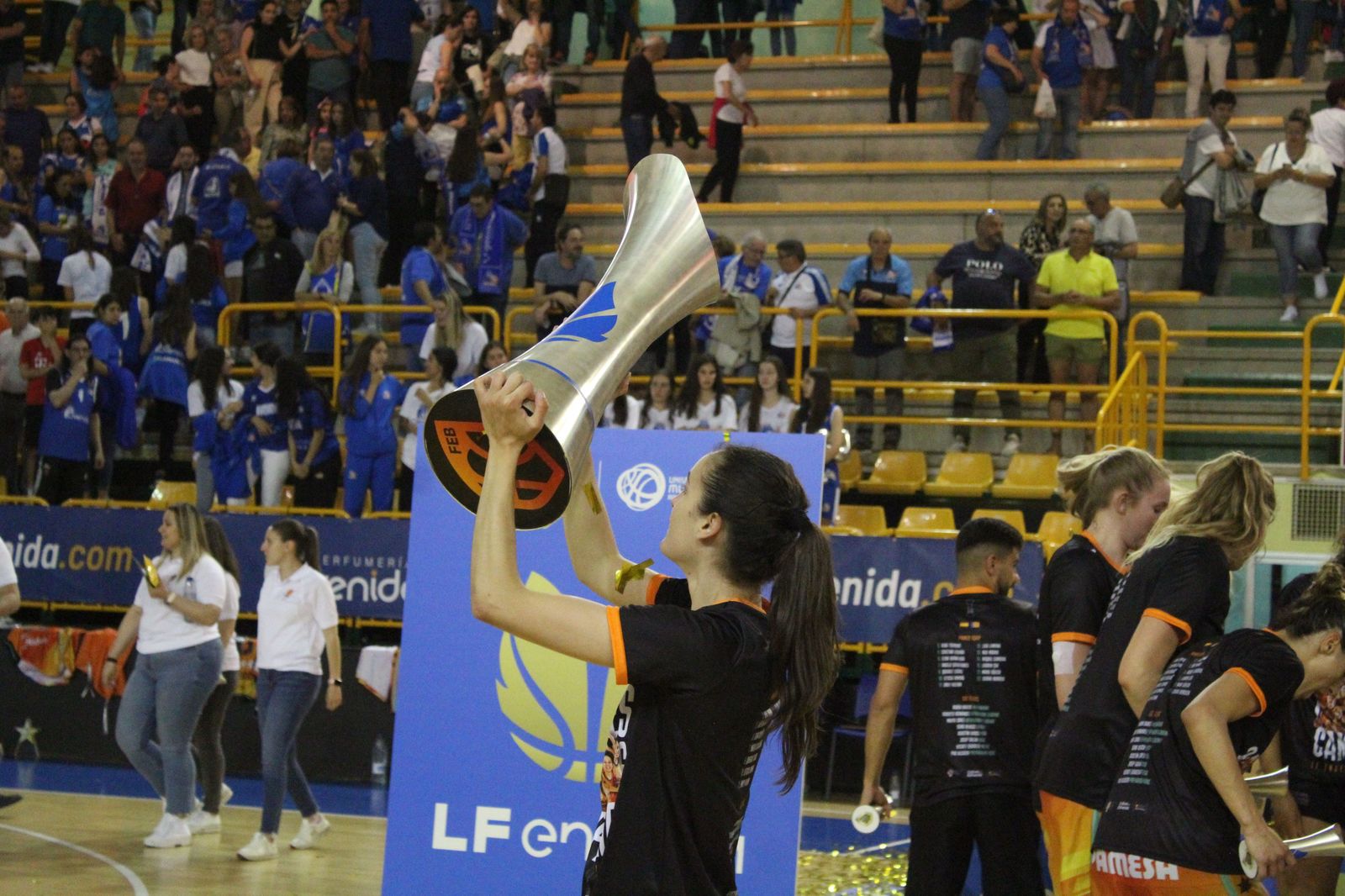 perfumerias-avenida-valencia-basket-129