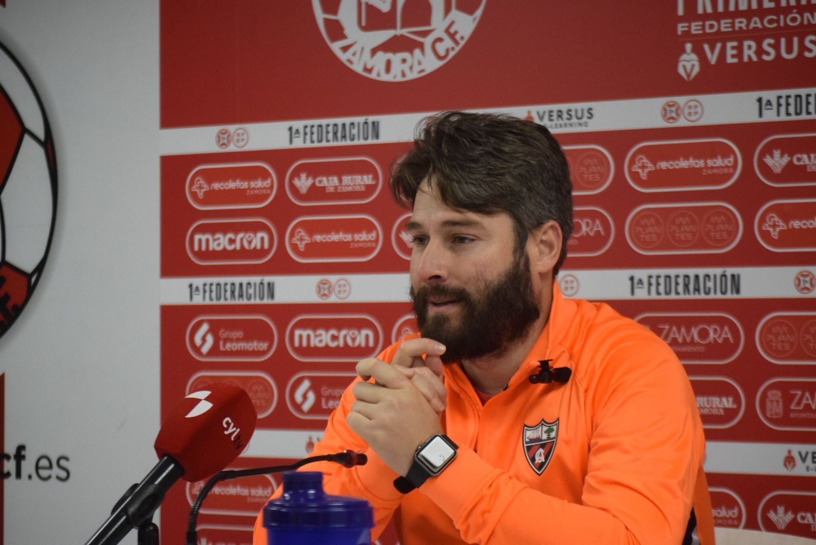 Jon Erice, en rueda de prensa