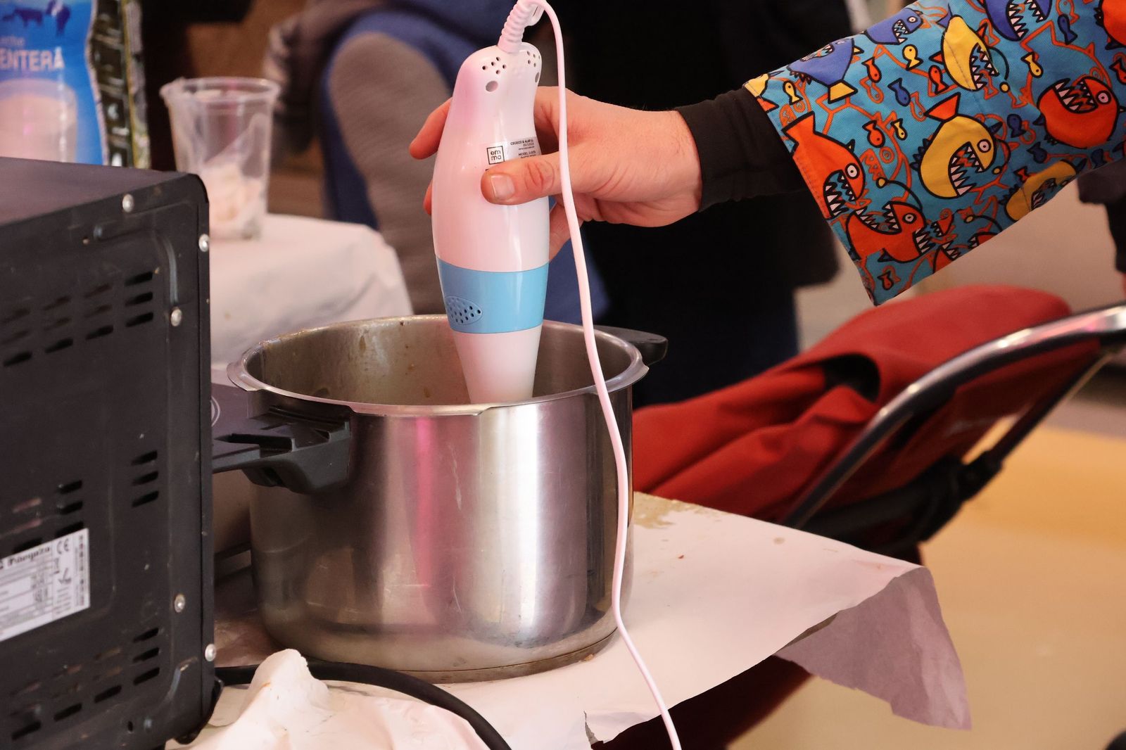 GALERÍA | Los niños descubren la gastronomía local mientras se divierten cocinando