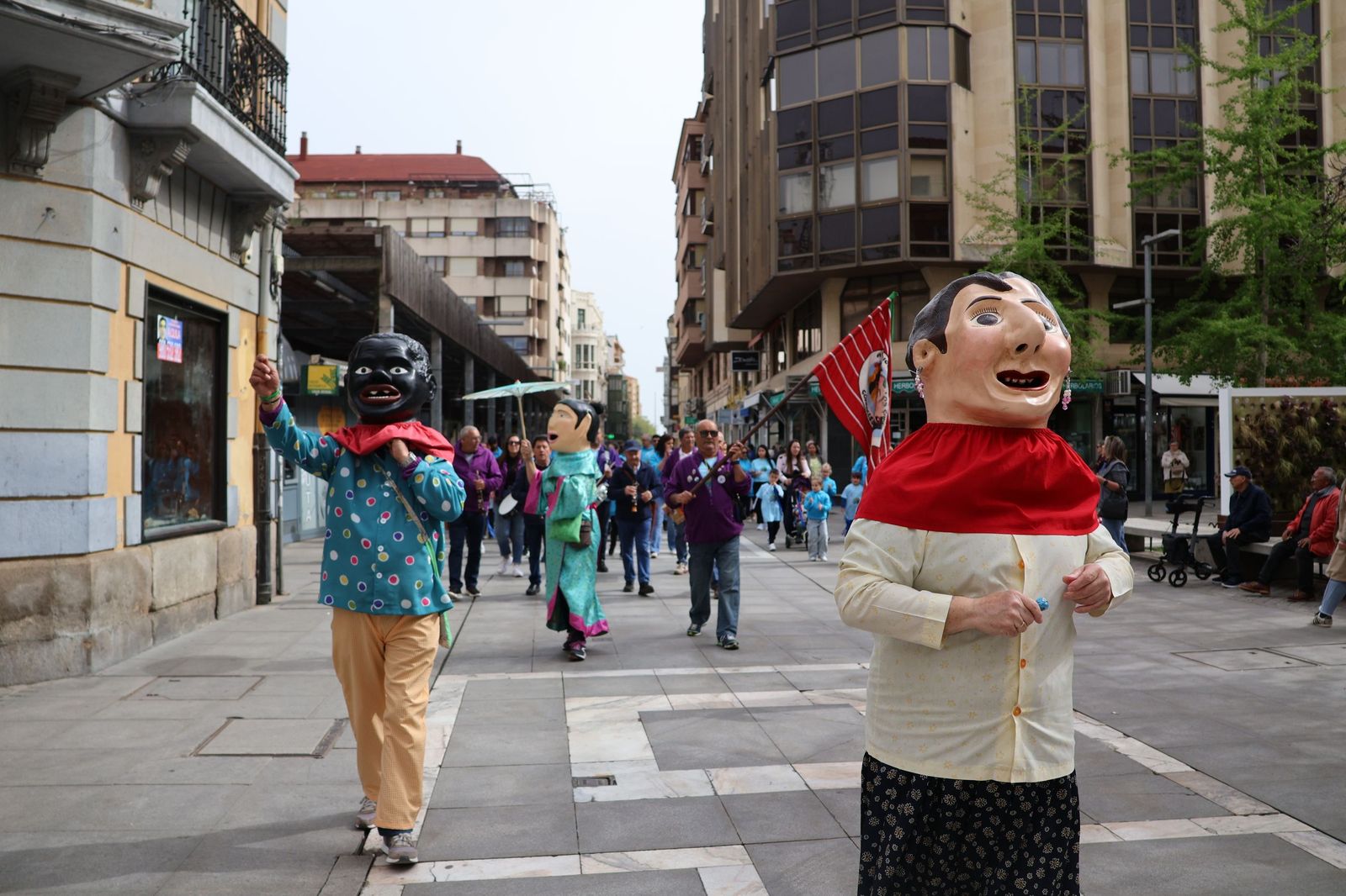 GALERÍA | Marcha solidaria para celebrar el día del autismo en Zamora