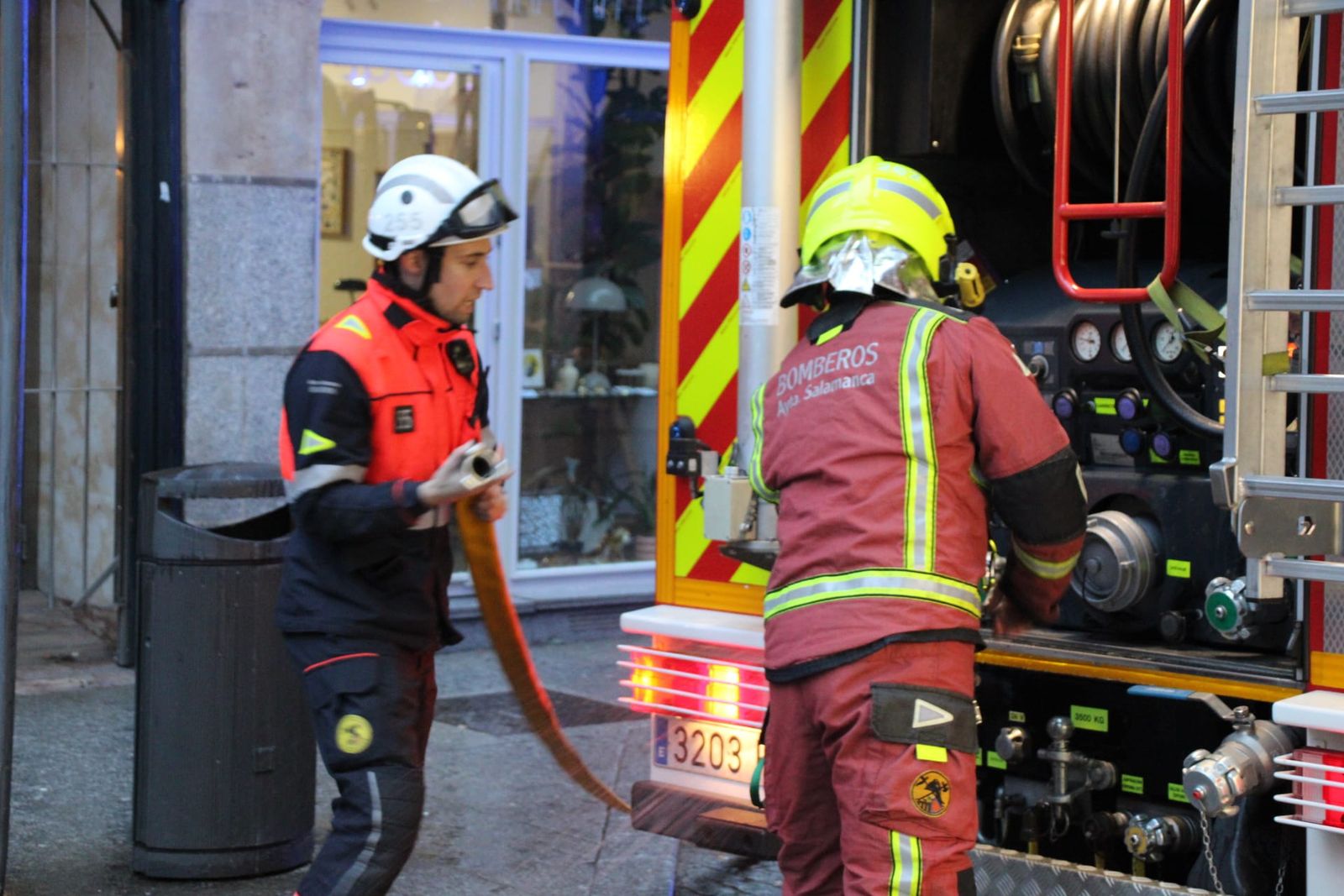 Incendio de una caldera en la calle de Rector Tovar