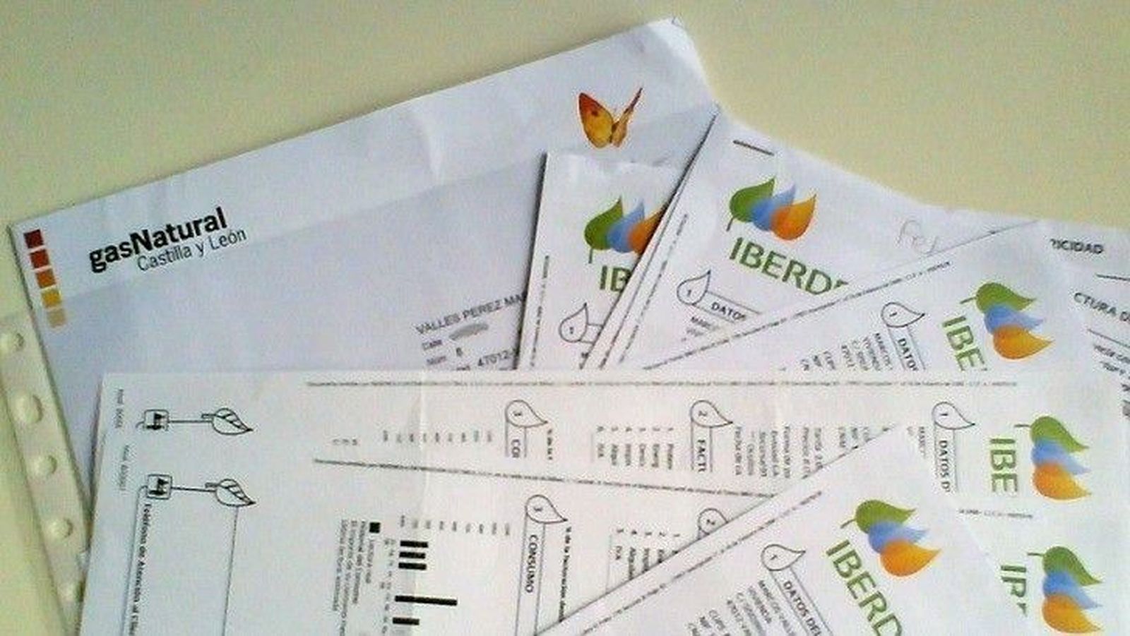 Facturas eléctricas. Foto de archivo