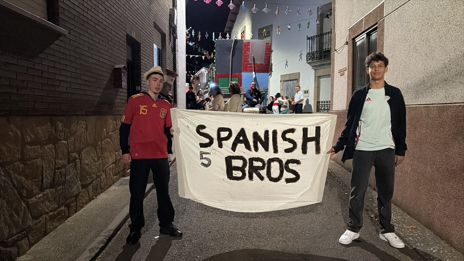 Desfile de carrozas en Pereña