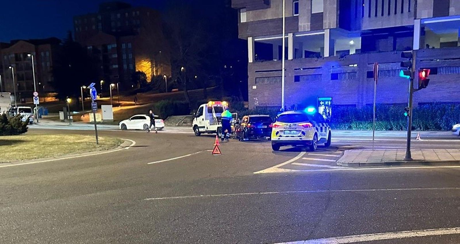 Accidente en la glorieta Leonardo da Vinci. Archivo