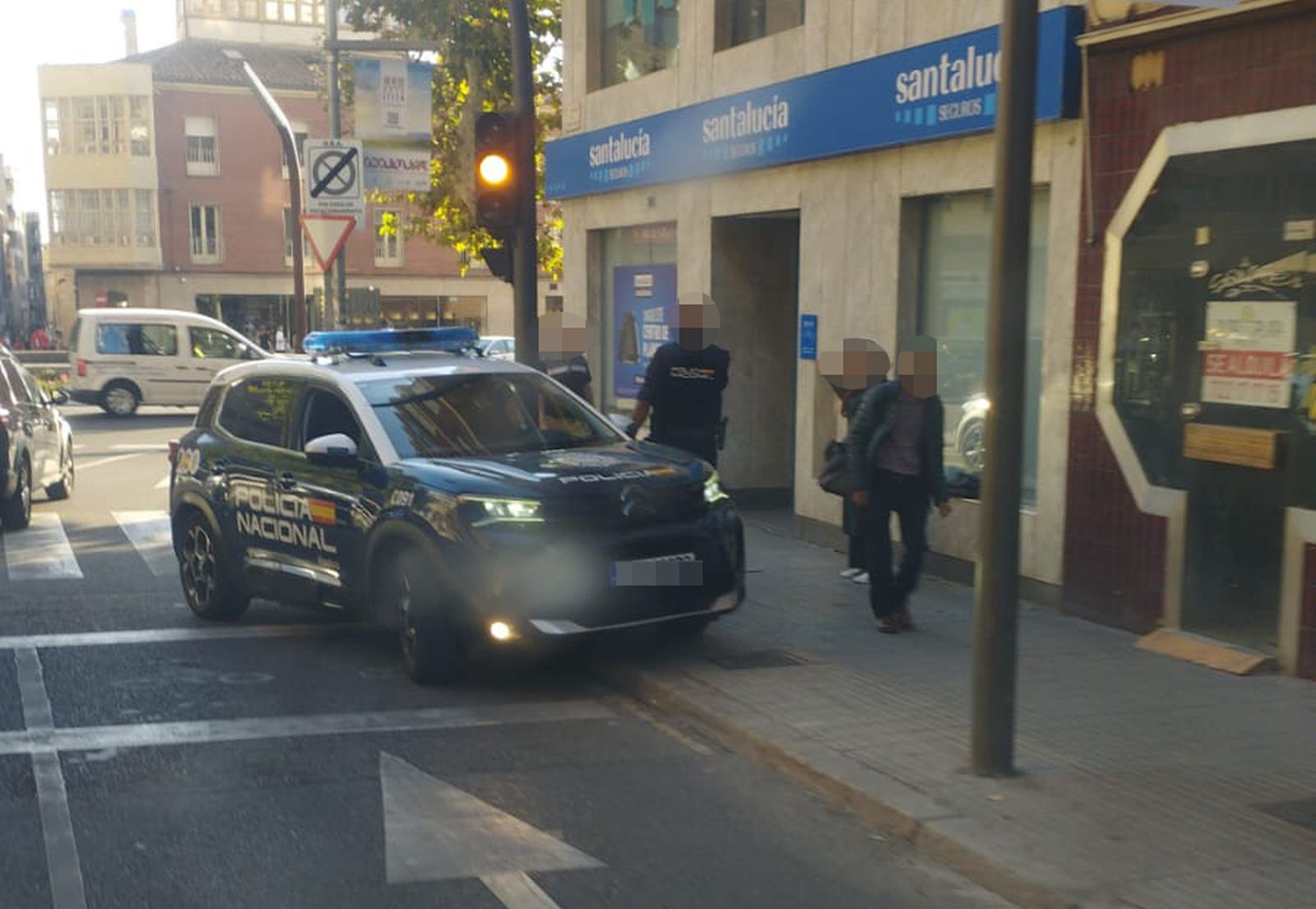 La Policía Nacional localiza e identifica a las mujeres que habían intentado robar en la perfumería