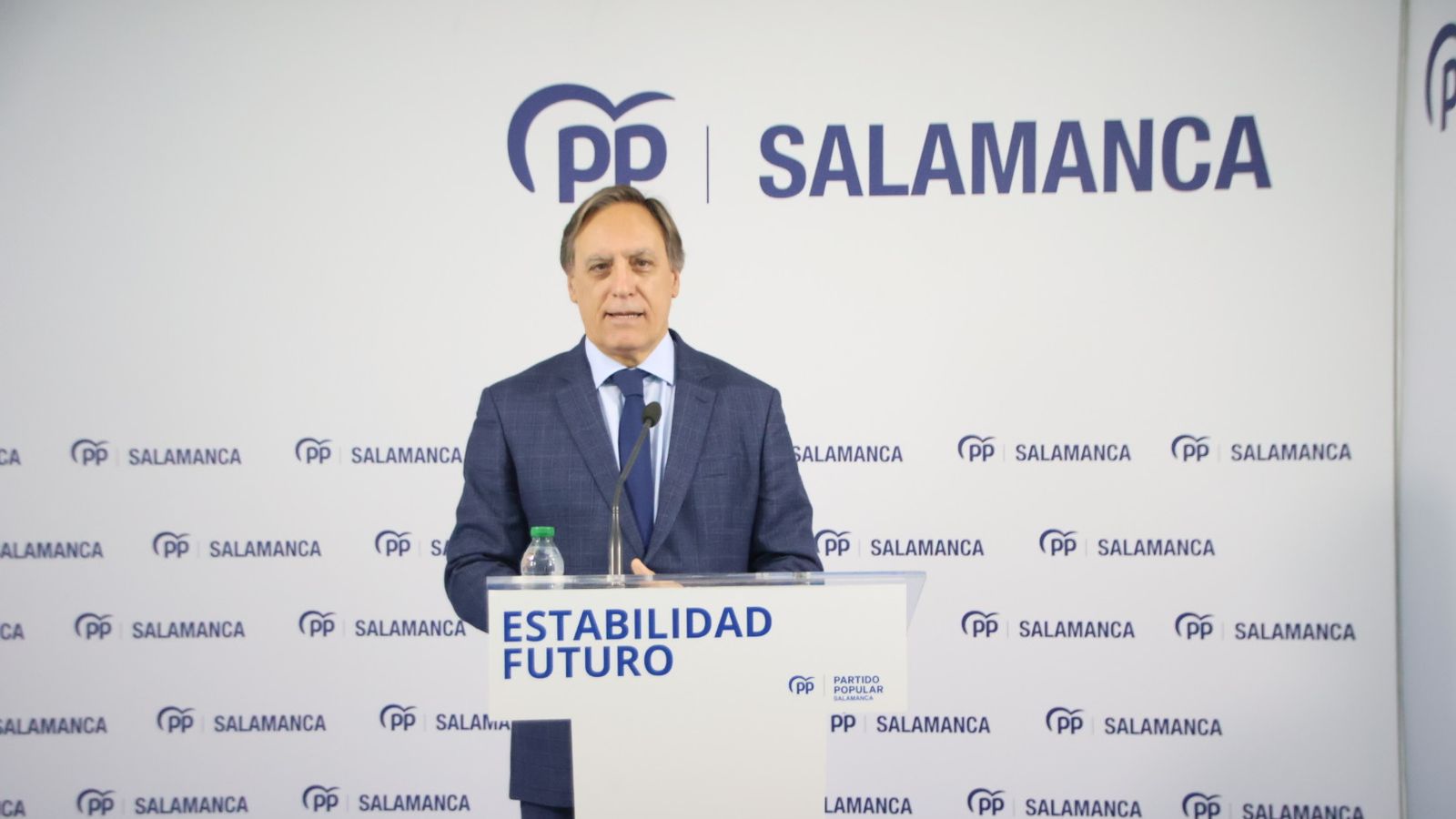 Acto sobre la ELA en la sede provincial del PP