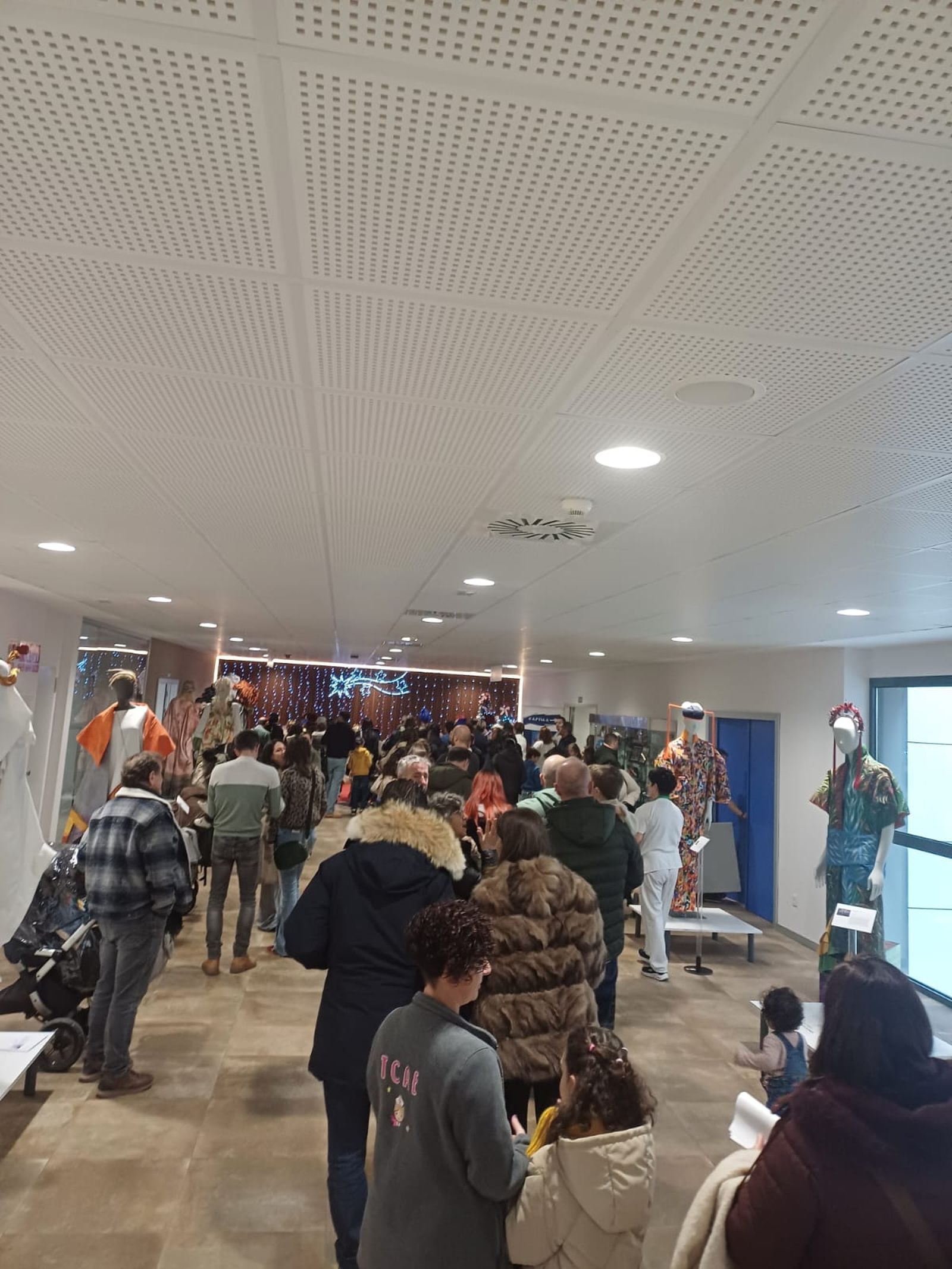 Visita de los Reyes Magos al hospital de Salamanca