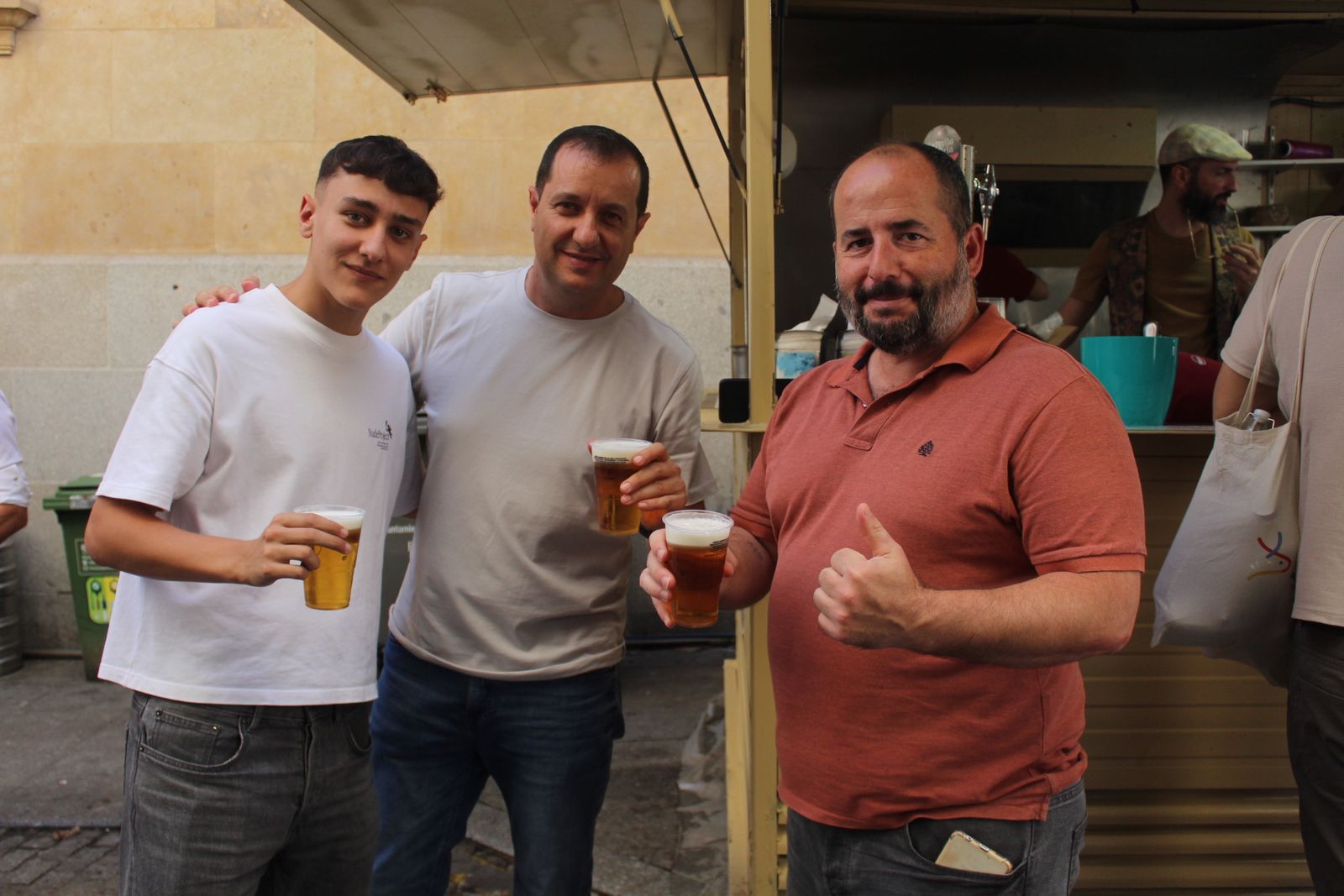 Ambiente en la Feria de Día en el mediodía de este sábado