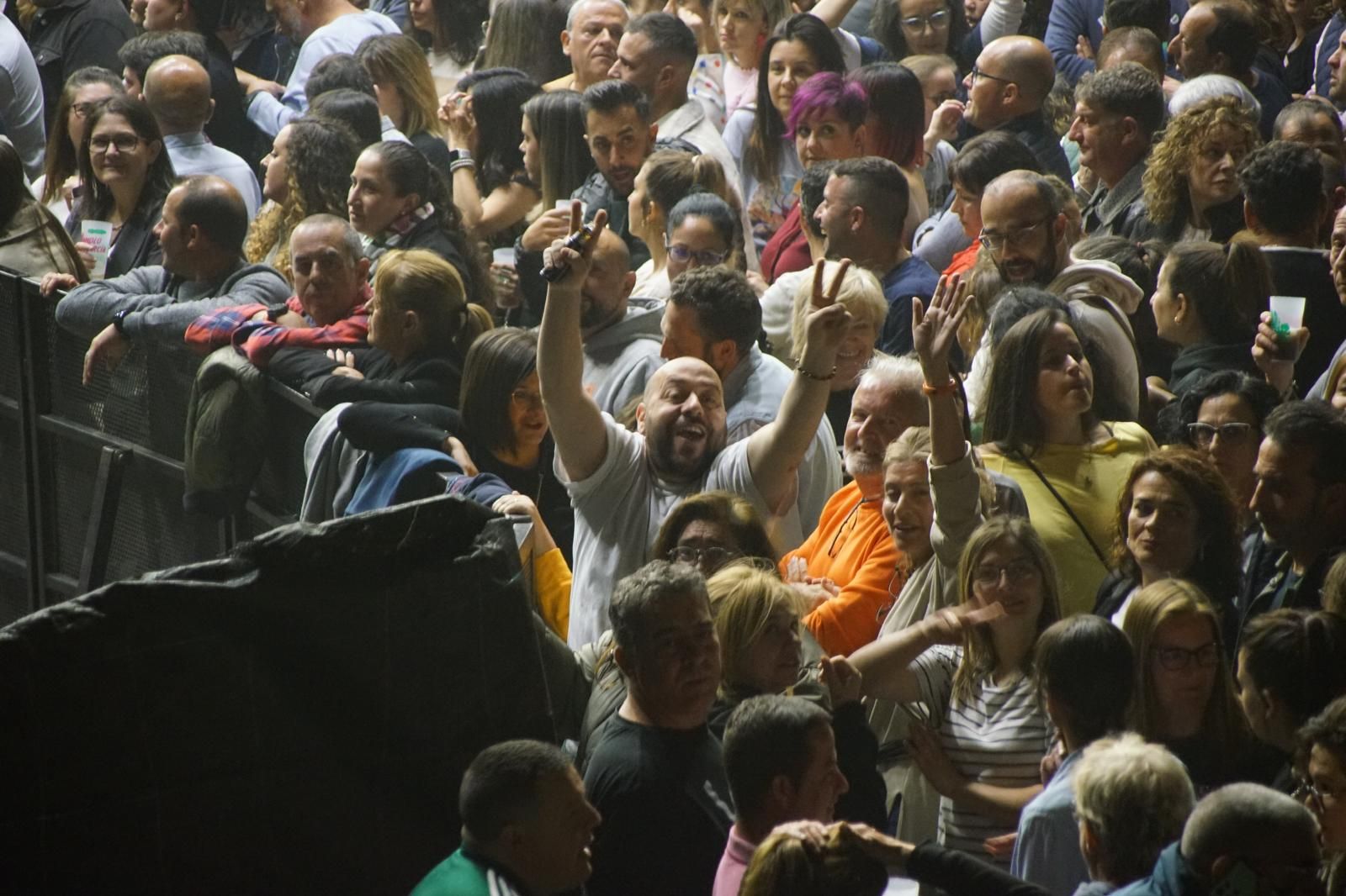 concierto-de-manolo-garcia-en-el-multiusos-sanchez-paraiso-fotos-juanes-11