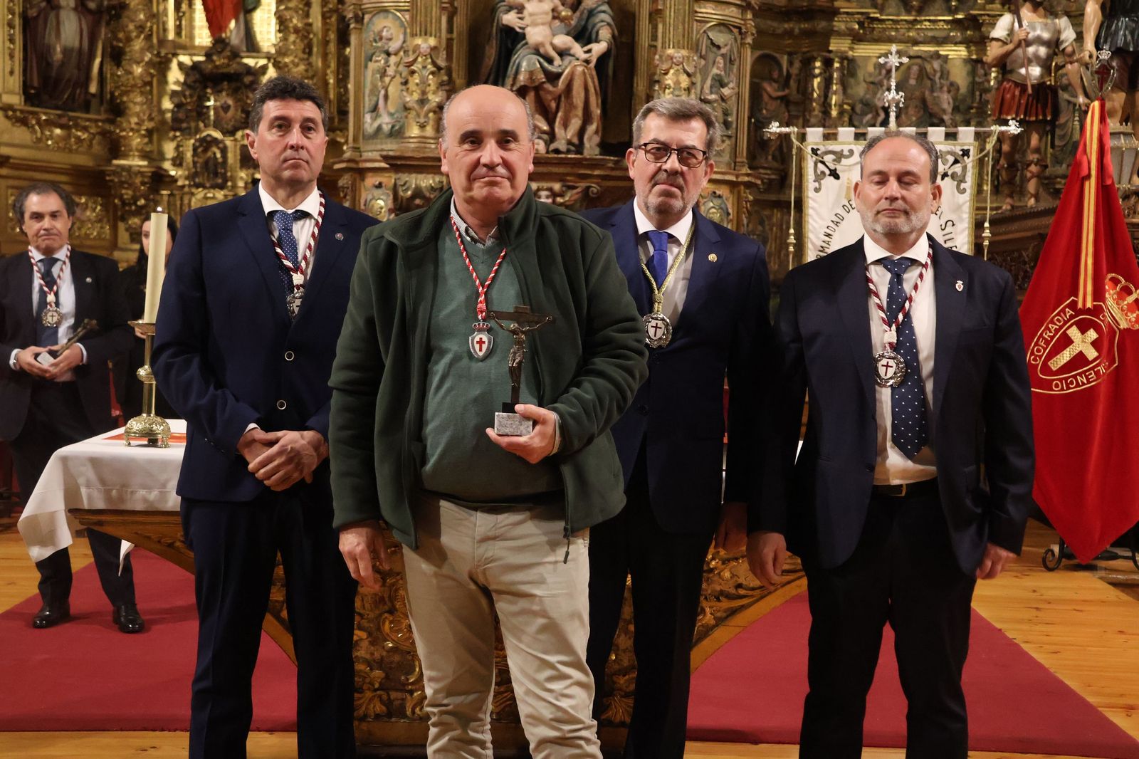 GALERÍA | Silencio rito entrada