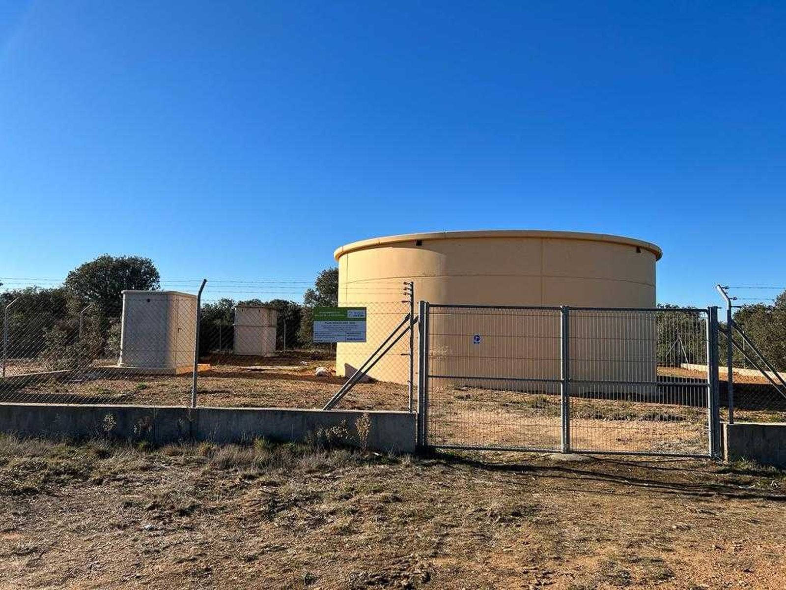 Depósito de agua en Milles de la Polvorosa