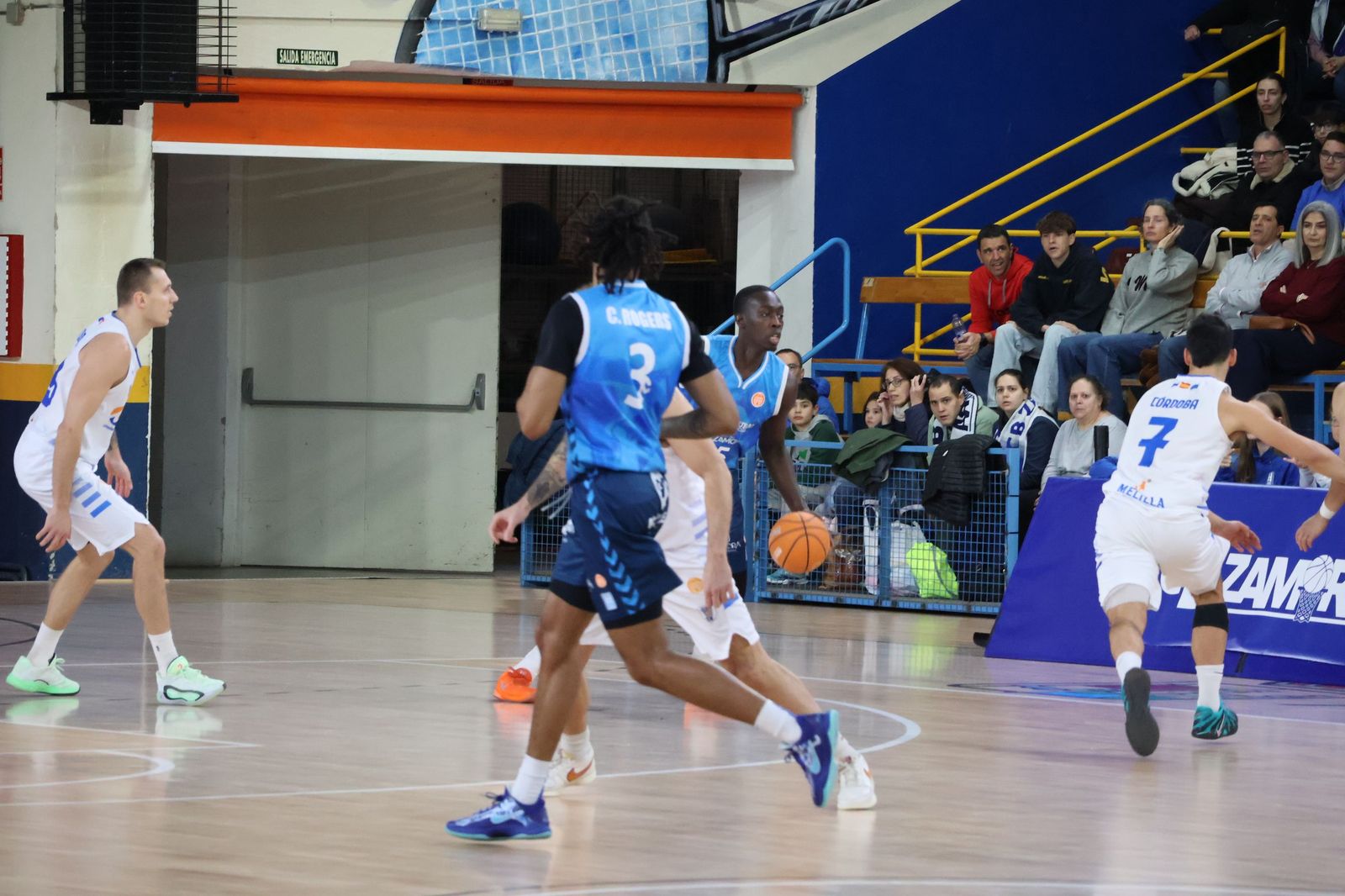 GALERÍA | El CB Zamora recibe al Melilla Baloncesto en busca de la victoria en su primer partido del año