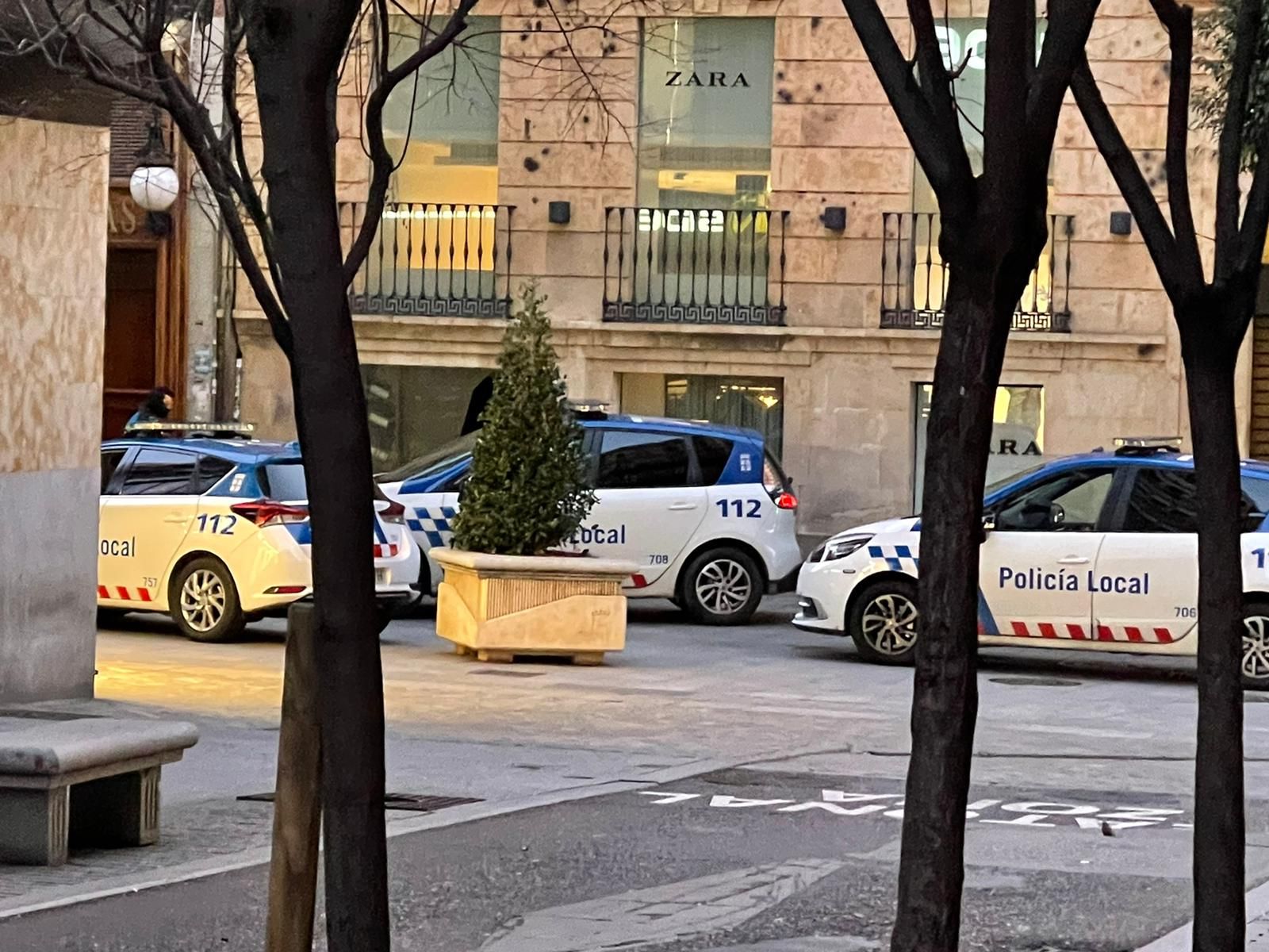 Policía Local en calle Toro