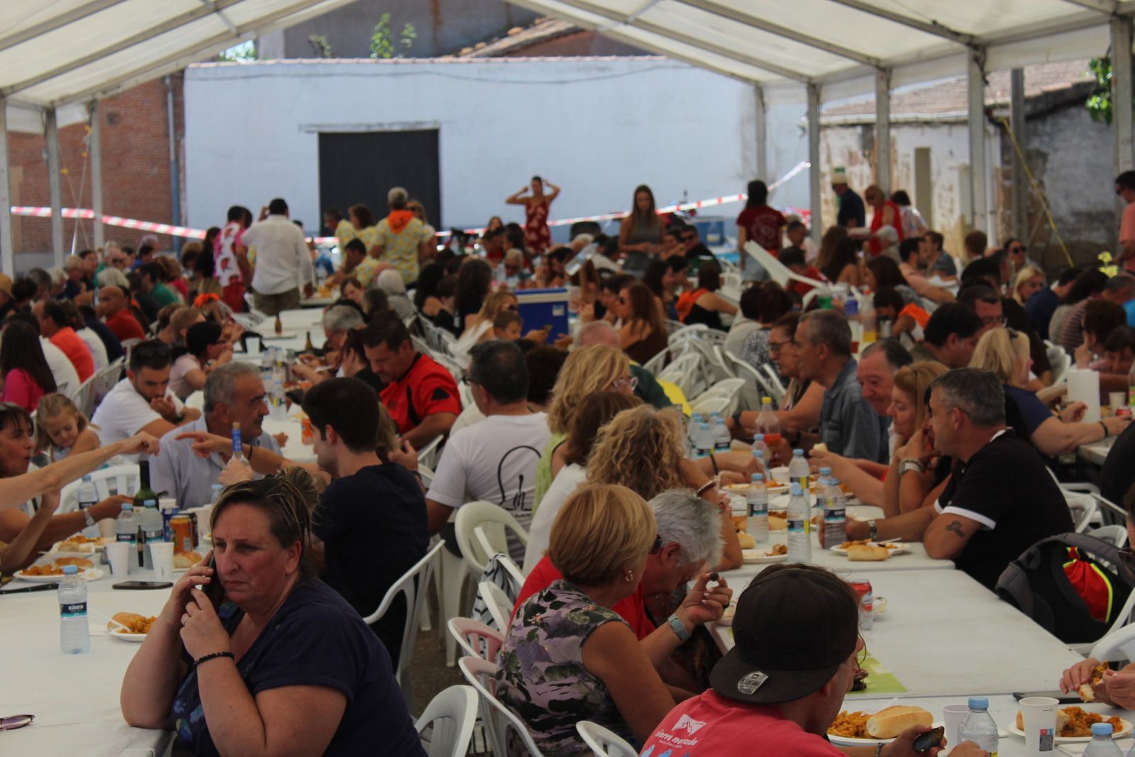 Paella popular, La Vellés