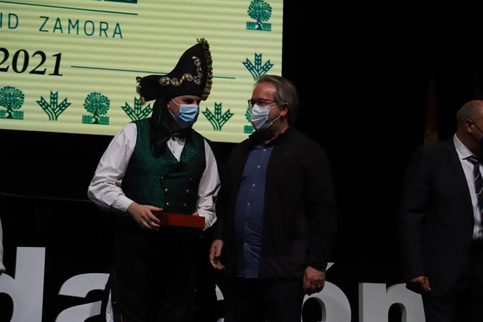 gala-de-premios-de-la-fundacion-caja-rural-48