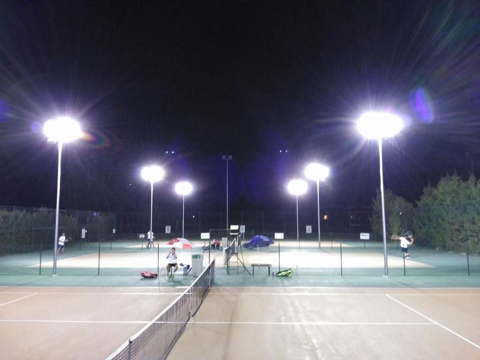 El torneo de tenis de Alba de Tormes alcanza el ecuador El torneo de tenis de Alba de Tormes alcanza el ecuador