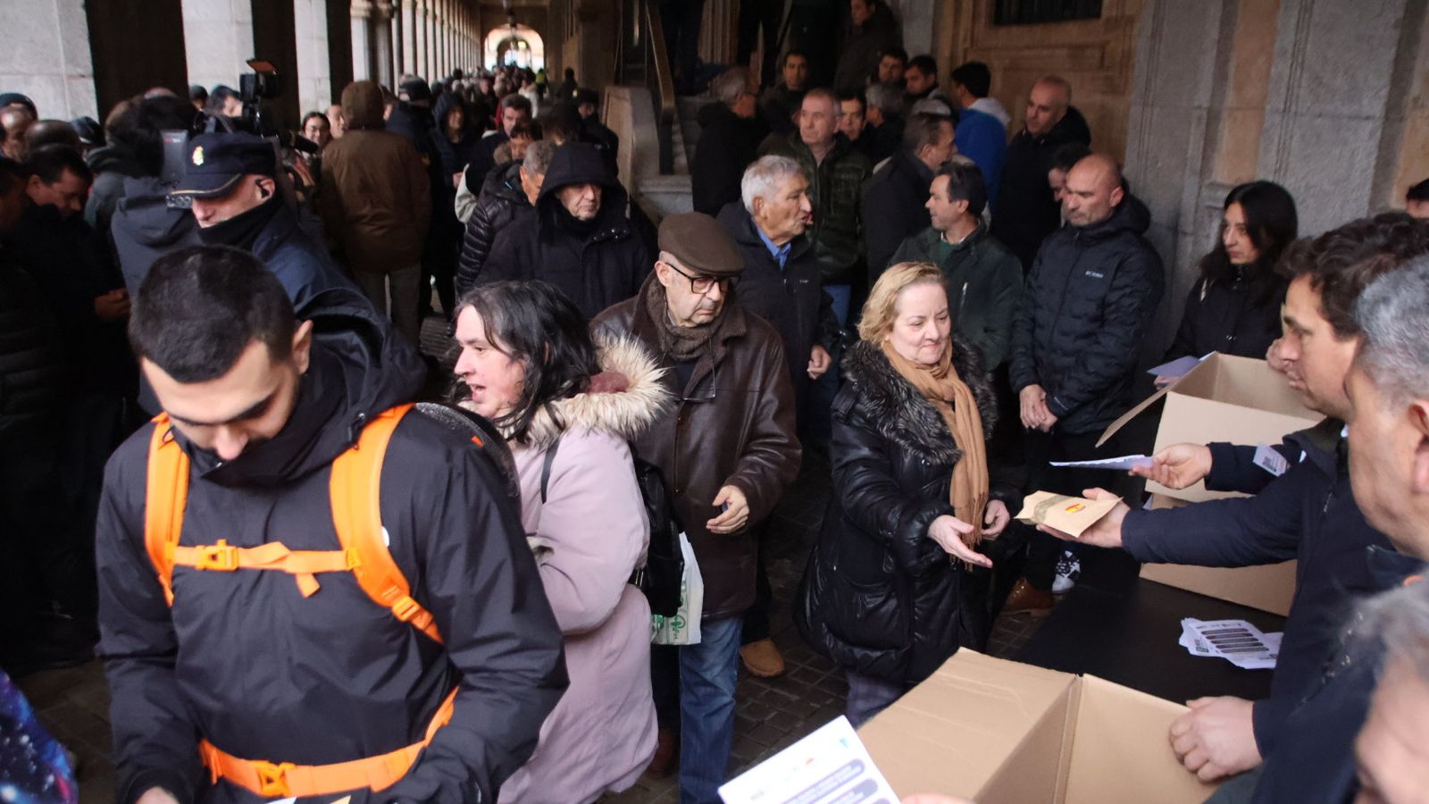 El sector de las legumbres y el cereal se manifiesta en Gran Vía contra Mercosur