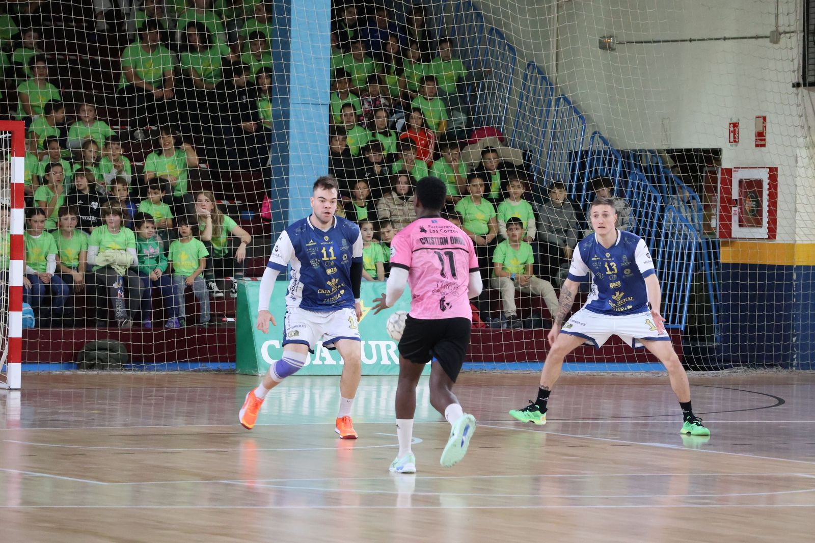 GALERÍA | El BM Zamora se juega consolidar el liderazgo frente a los asturianos del Auto-Center Principado Vetusta