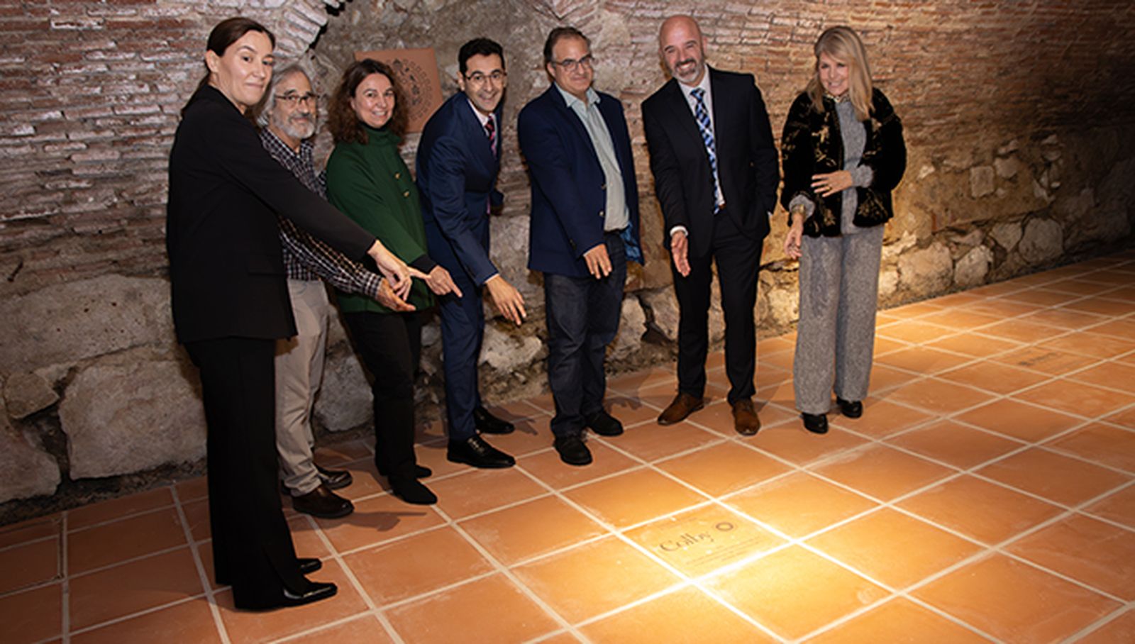 La Universidad de Salamanca inaugura una placa en honor a los cuarenta años de colaboración con Colby College