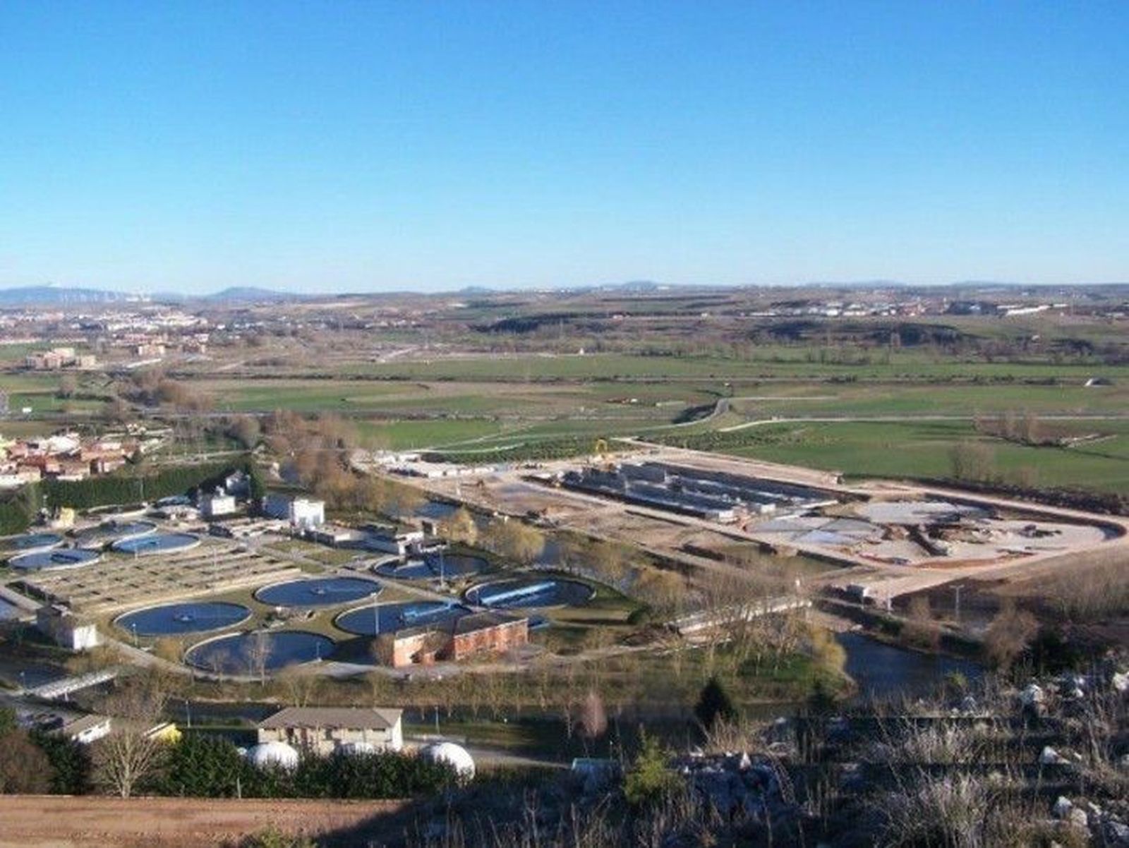 Las obras de la depuradora estarán acabadas a mediados de octubre