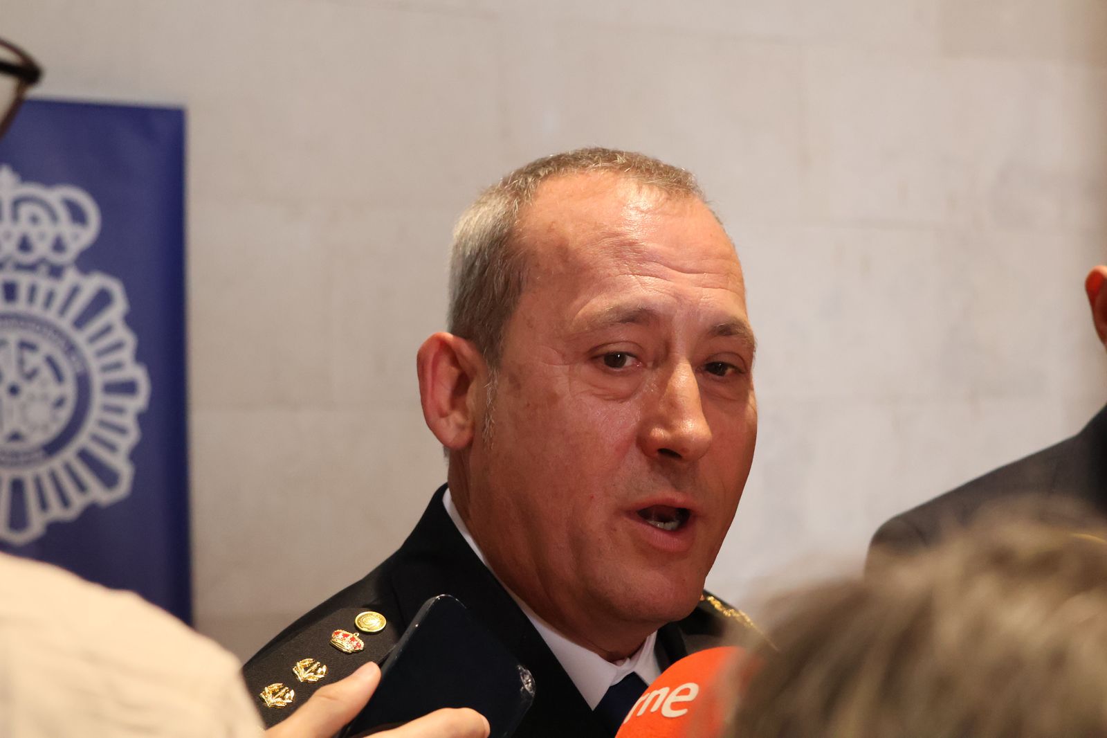 acto-de-homenaje-a-los-policias-nacionales-victimas-del-terrorismo-7