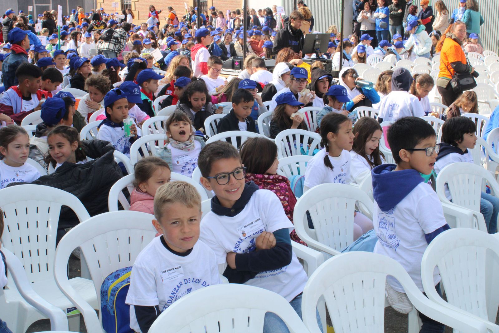 danzar-de-los-danzares-2023-en-castellanos-de-moriscos-2