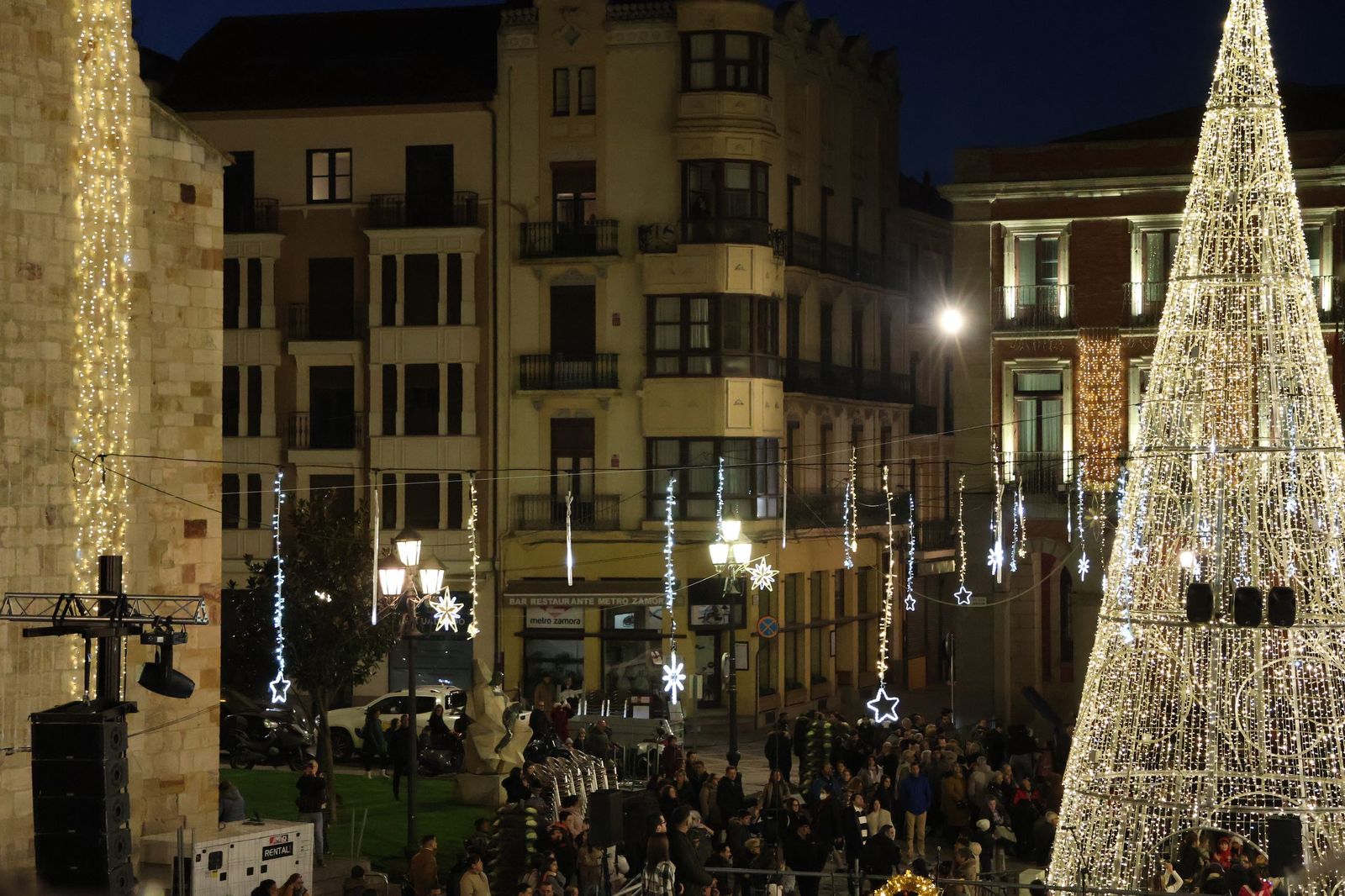Encendido navideño en Zamora 2025 (39).JPG