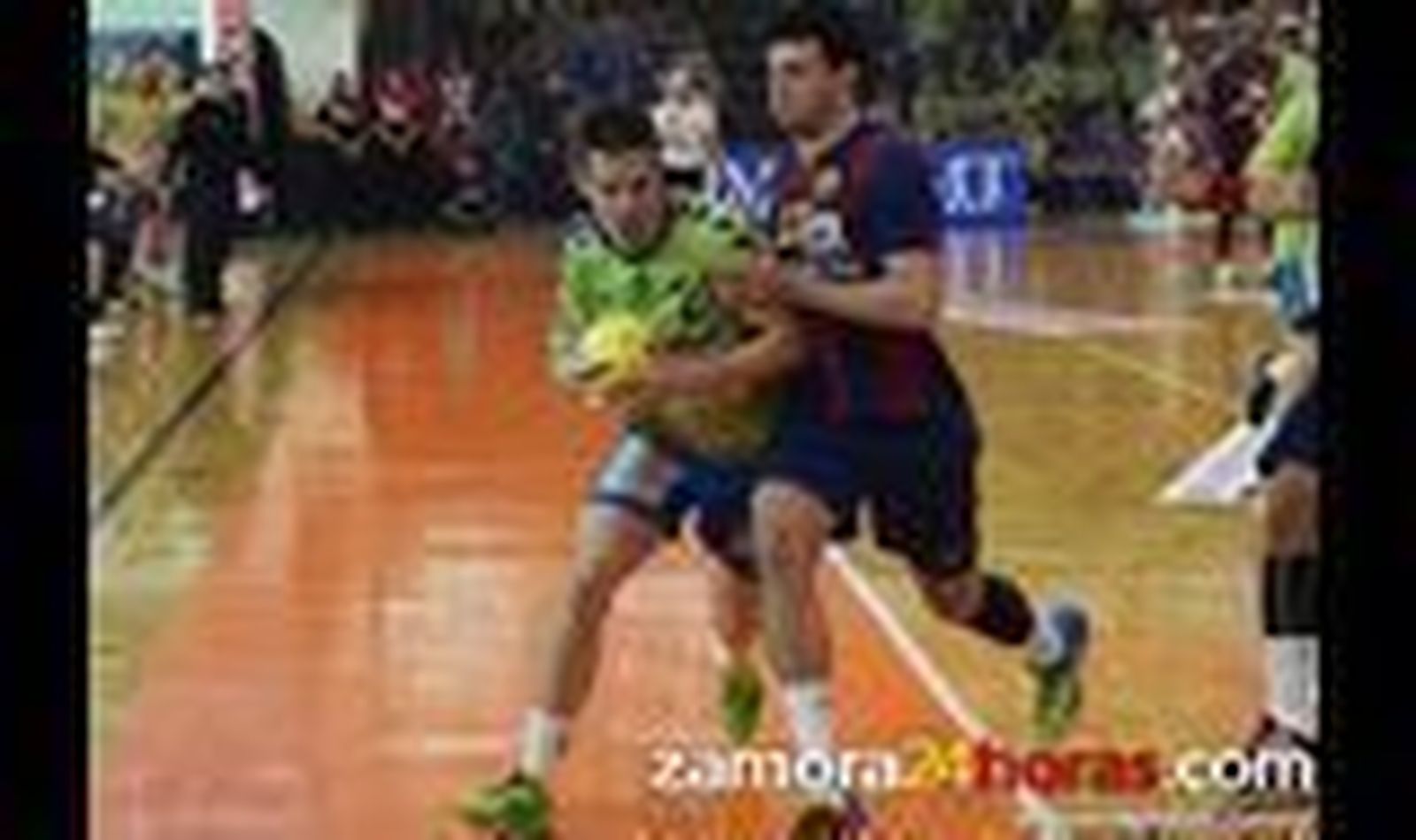 El BM Zamora logra la renovación de Miguel Camino