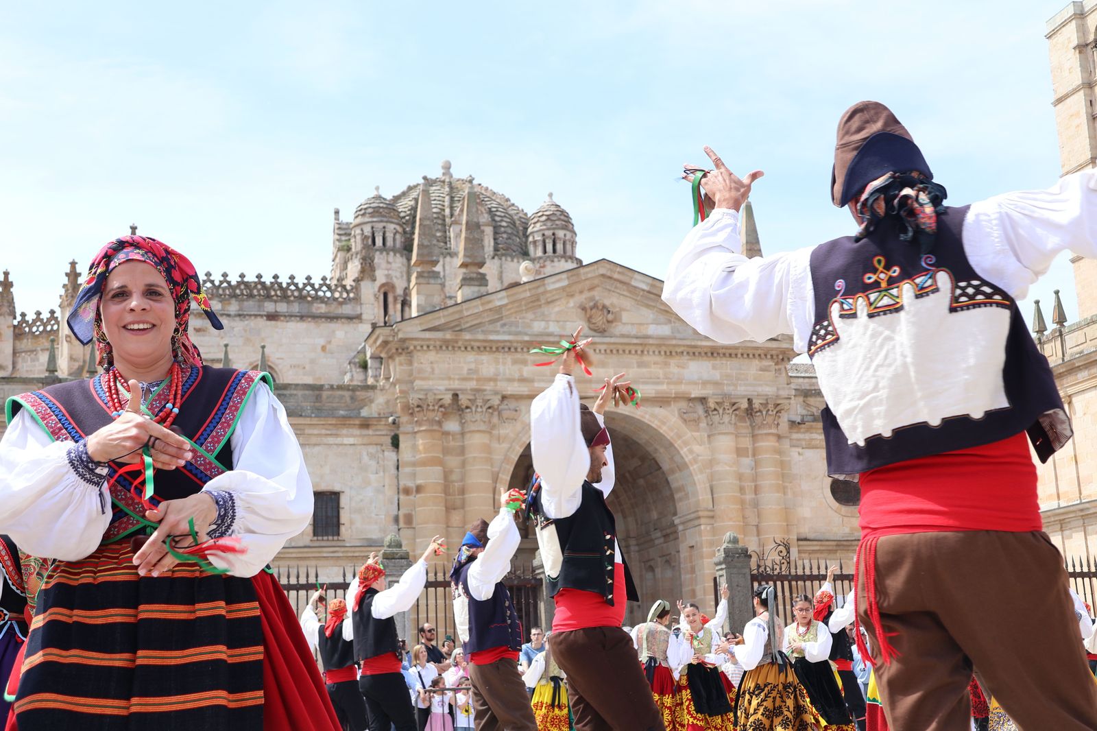 el-bolero-de-algodre-en-la-plaza-de-la-catedral-49