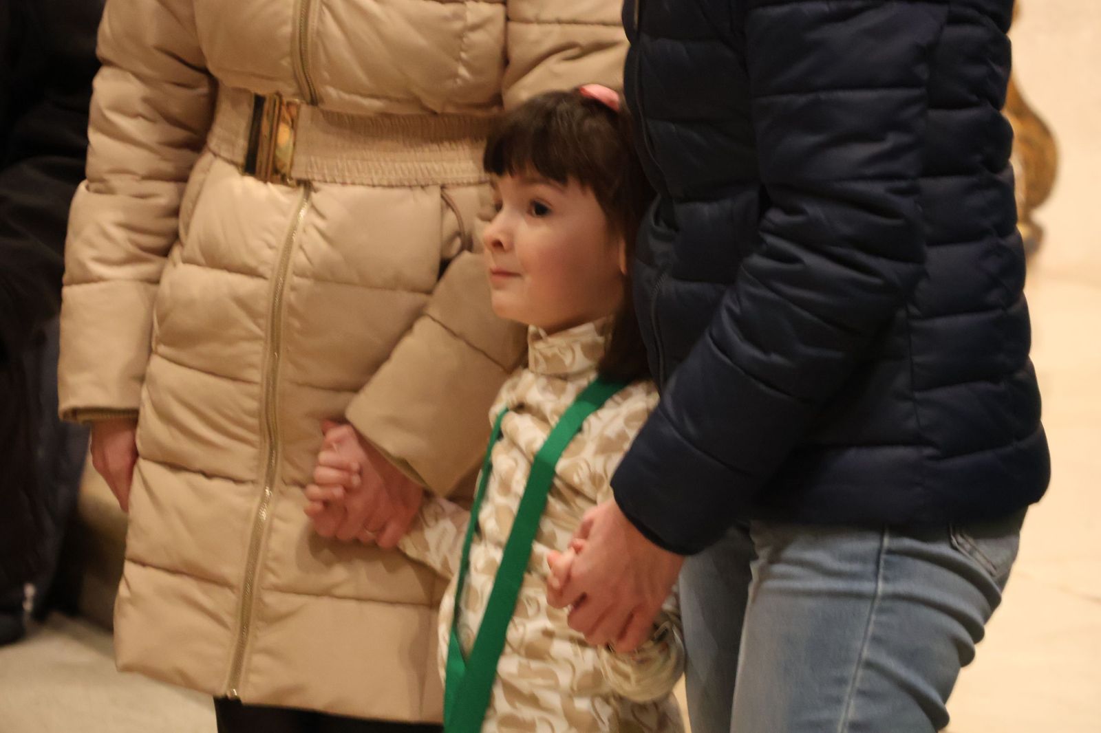 GALERÍA | La Cofradía de la Virgen de la Esperanza da la bienvenida a sus nuevas incorporaciones