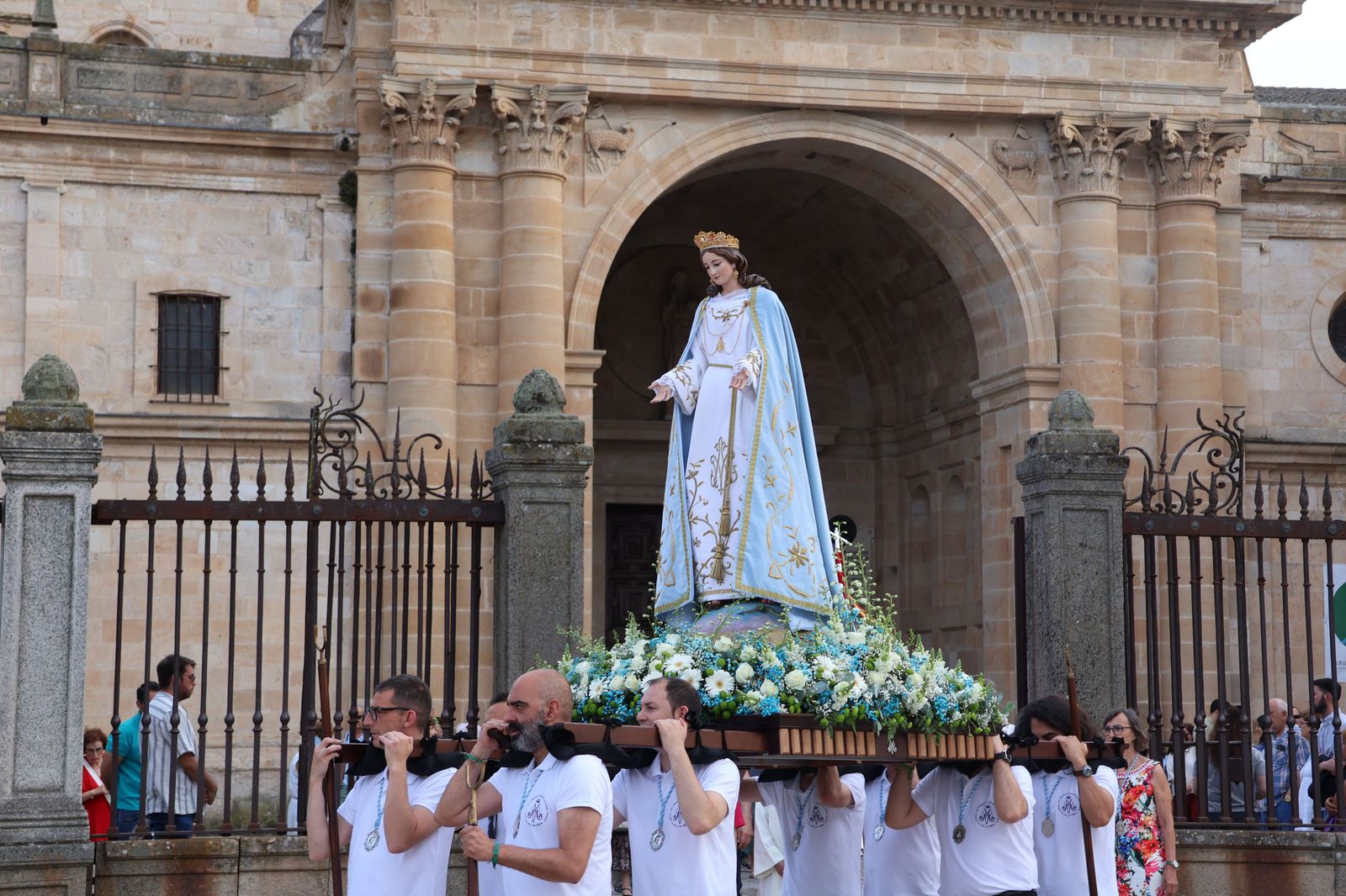 procesion-del-amor-hermoso-2025-43