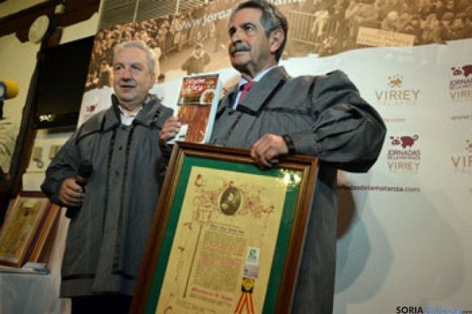 Miguel Ángel Revilla dice que la prima de riesgo de antes era el cerdo en el pregón de las Jornadas de la Matanza