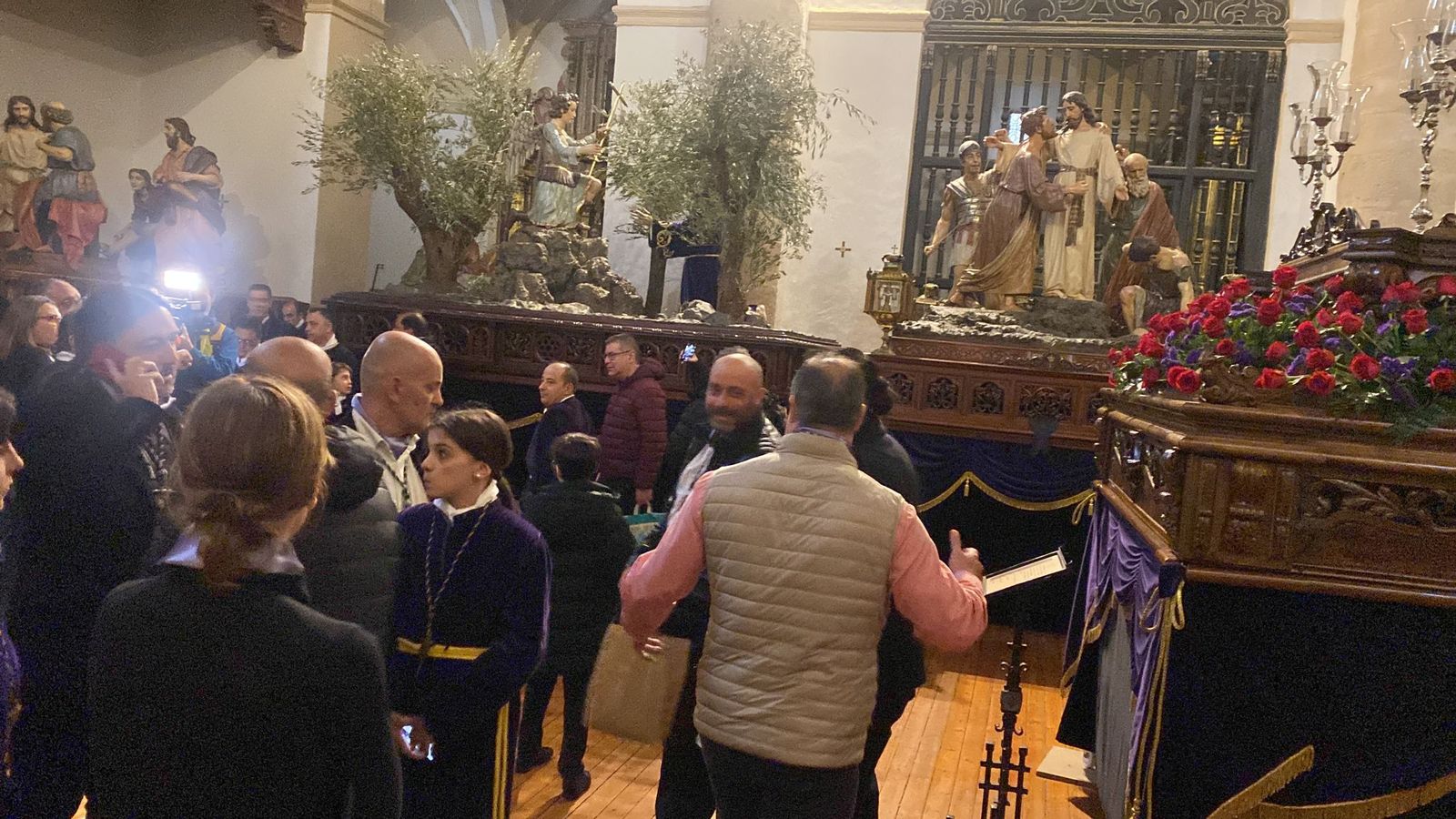 Suspensión de la procesión de la Vera Cruz. San Andrés.