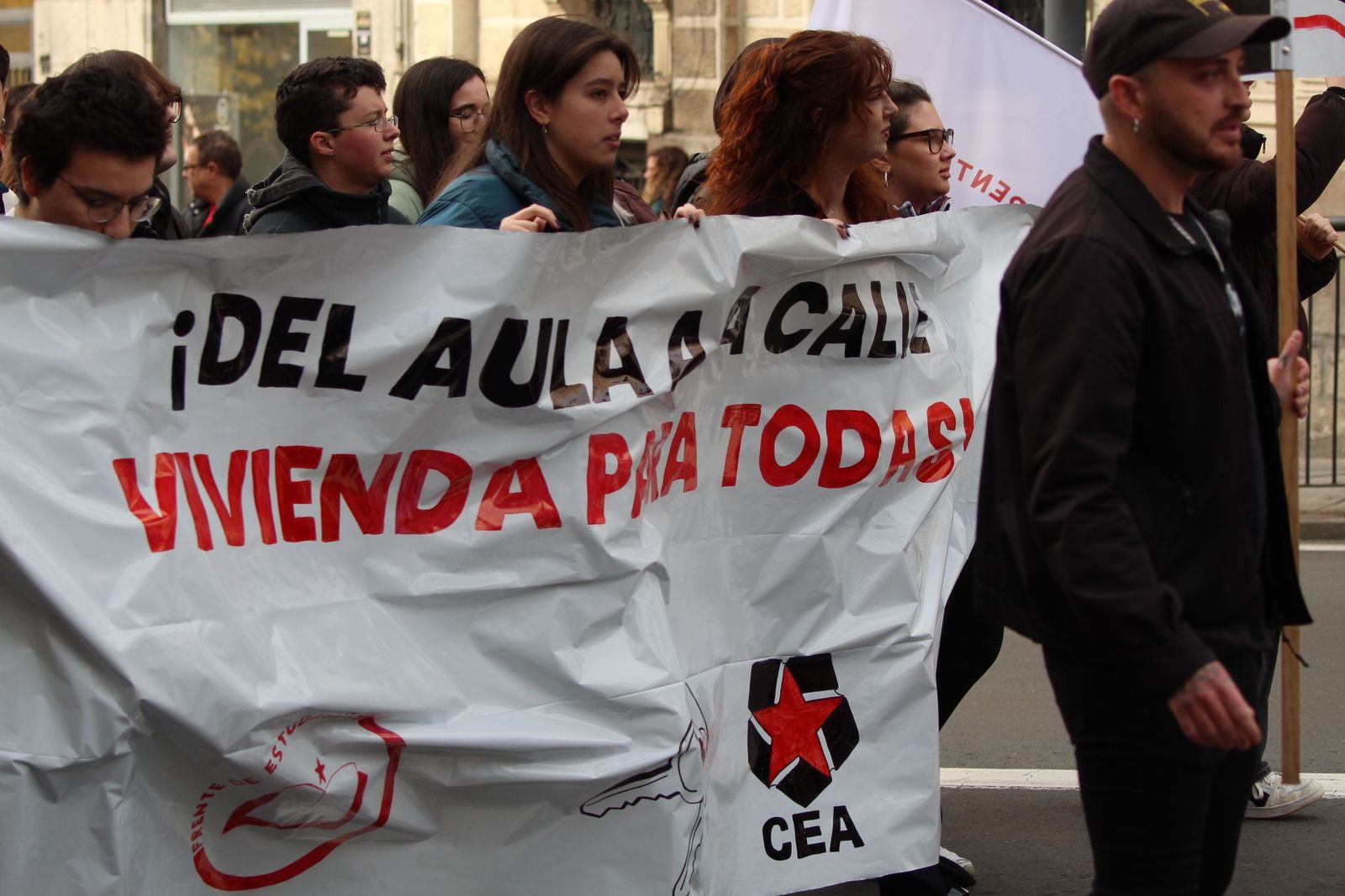 Manifestación de la Asamblea de Inquilinas de Salamanca ‘Bajemos los alquileres’