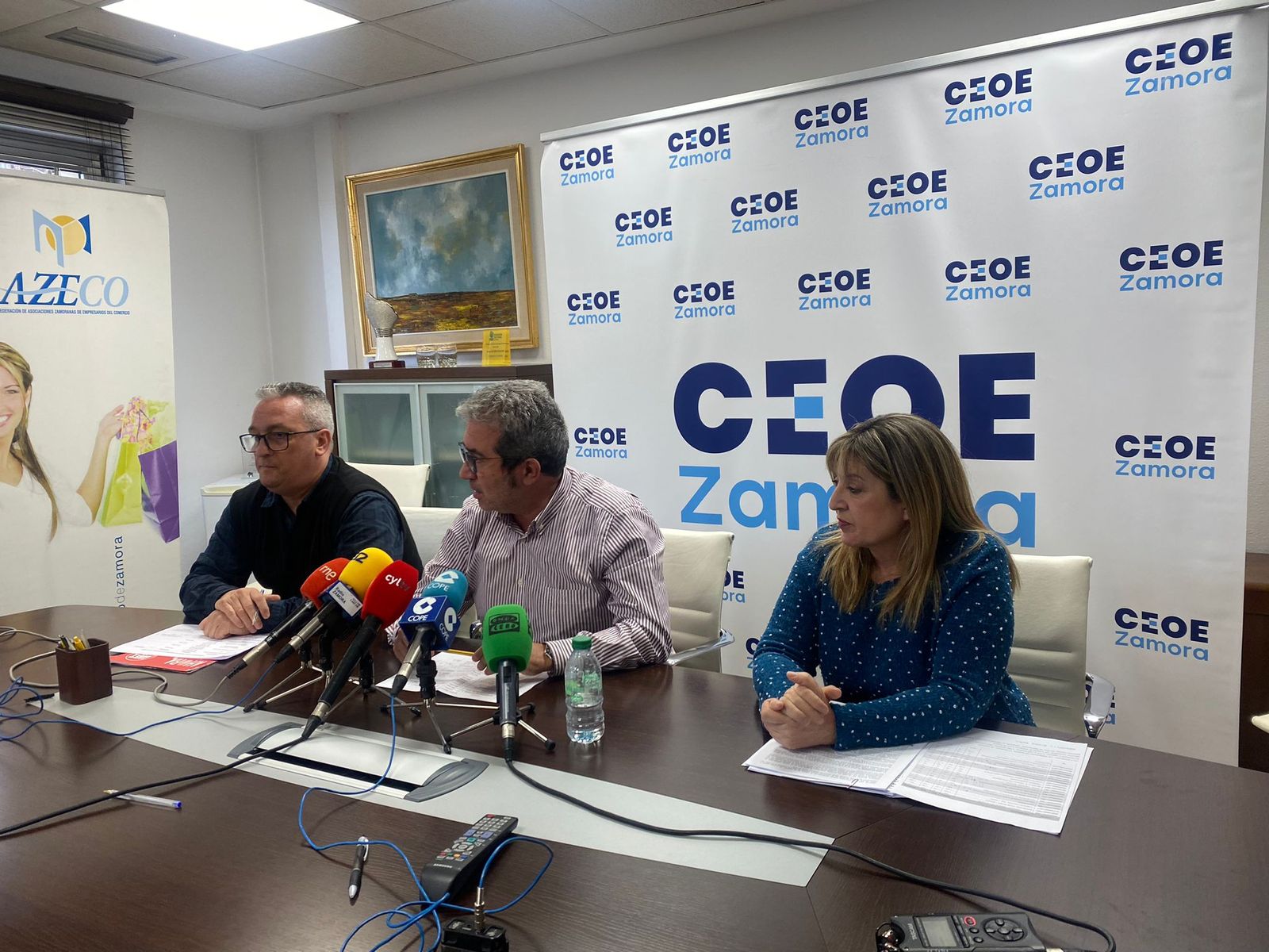 Un instante de la rueda de prensa