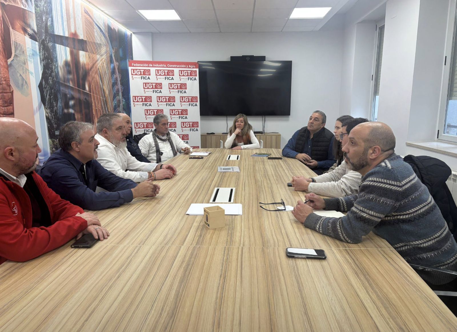 Reunión de UGT FICA