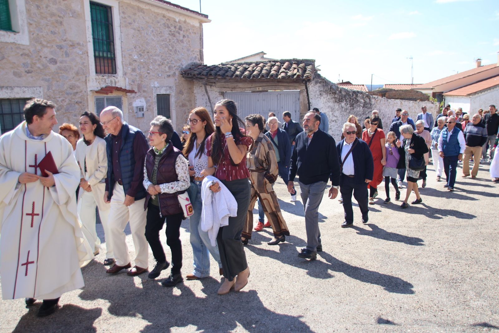Misa en honor a San Miguel y bailes charros