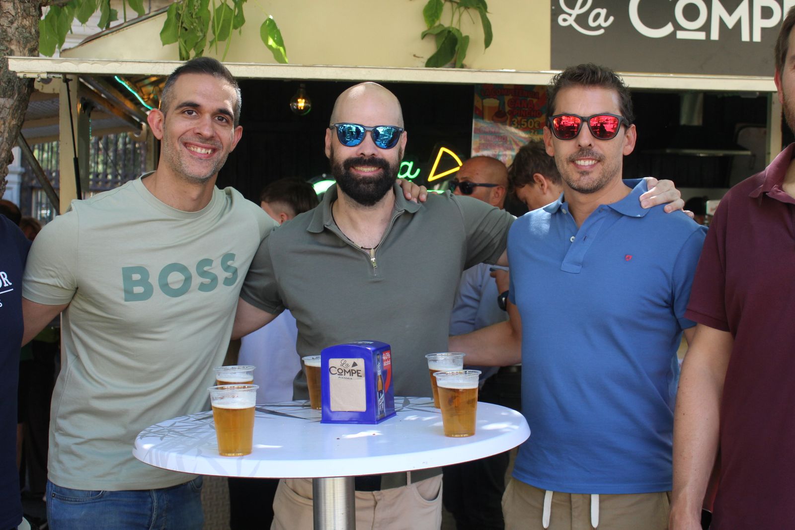 Ambiente en la Feria de Día en el mediodía de este sábado